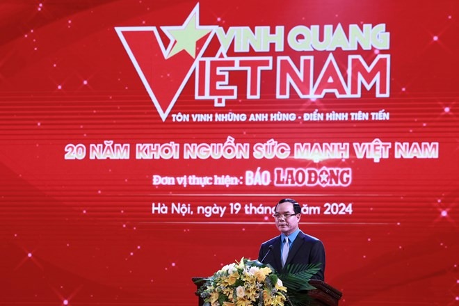 T&ocirc;n vinh 20 tập thể, c&aacute; nh&acirc;n trong Chương tr&igrave;nh Vinh quang Việt Nam năm 2024- Ảnh 2.