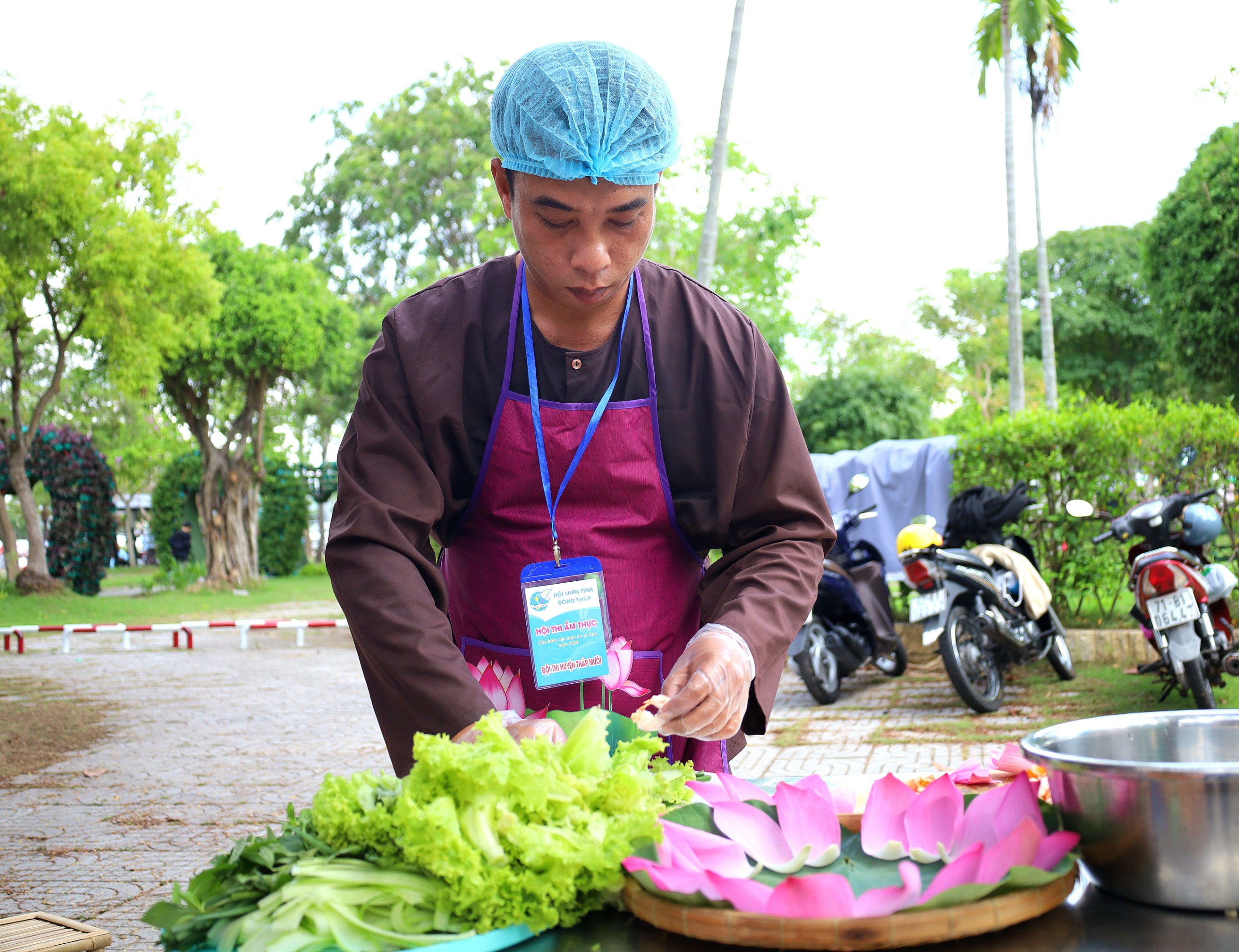 Những hình ảnh đẹp, “độc” tại Lễ hội Sen tỉnh Đồng Tháp- Ảnh 30.