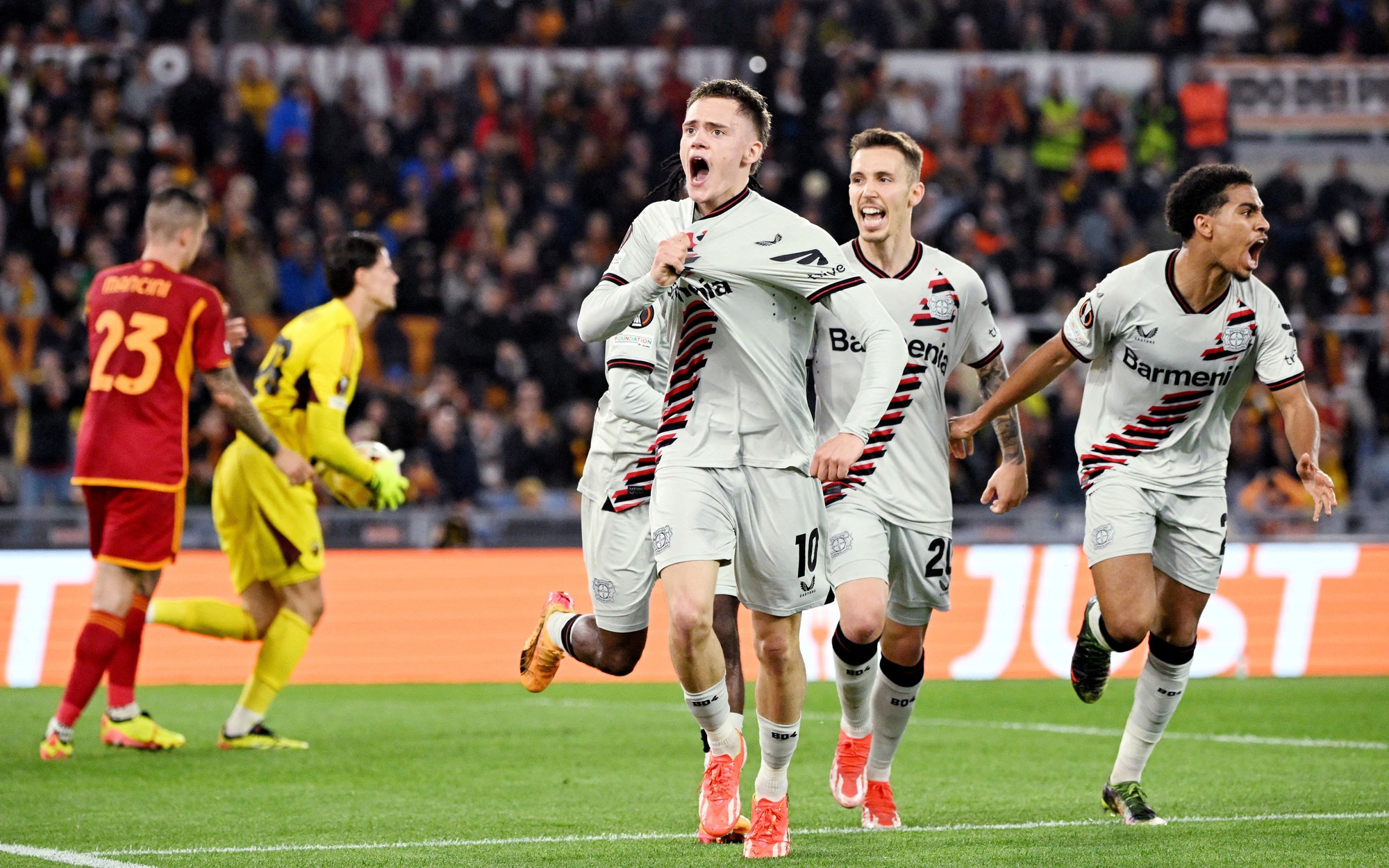 AS Roma thua cay đắng Leverkusen ngay trên sân nhà