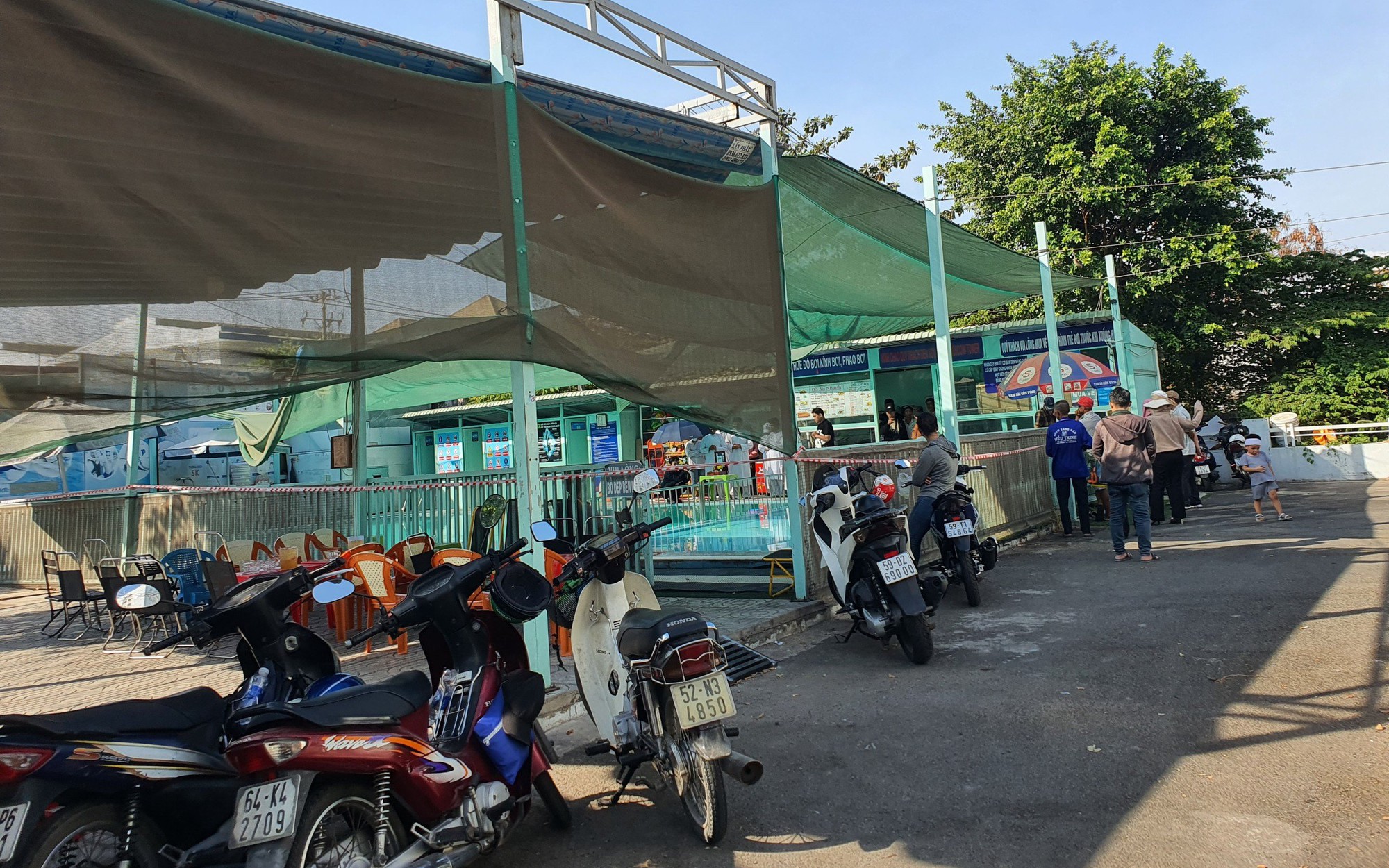 Bé trai 7 tuổi tử vong trong hồ bơi ở quận 12, TP HCM