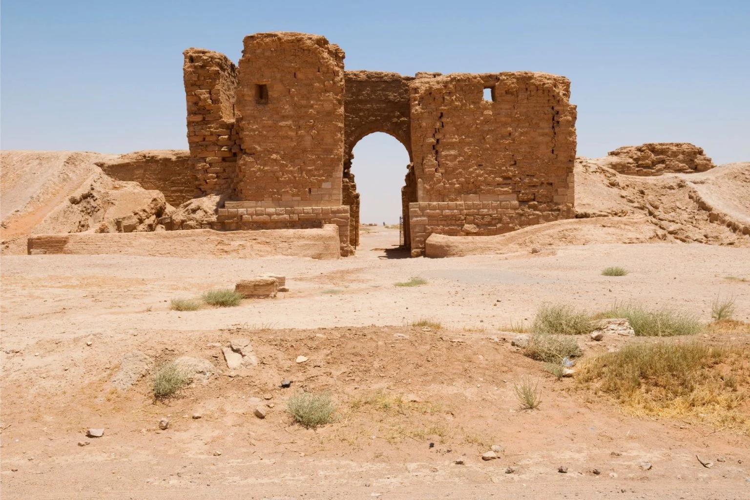 Bí ẩn “thành phố phản chiếu” bị lãng quên giữa sa mạc Iraq- Ảnh 1.