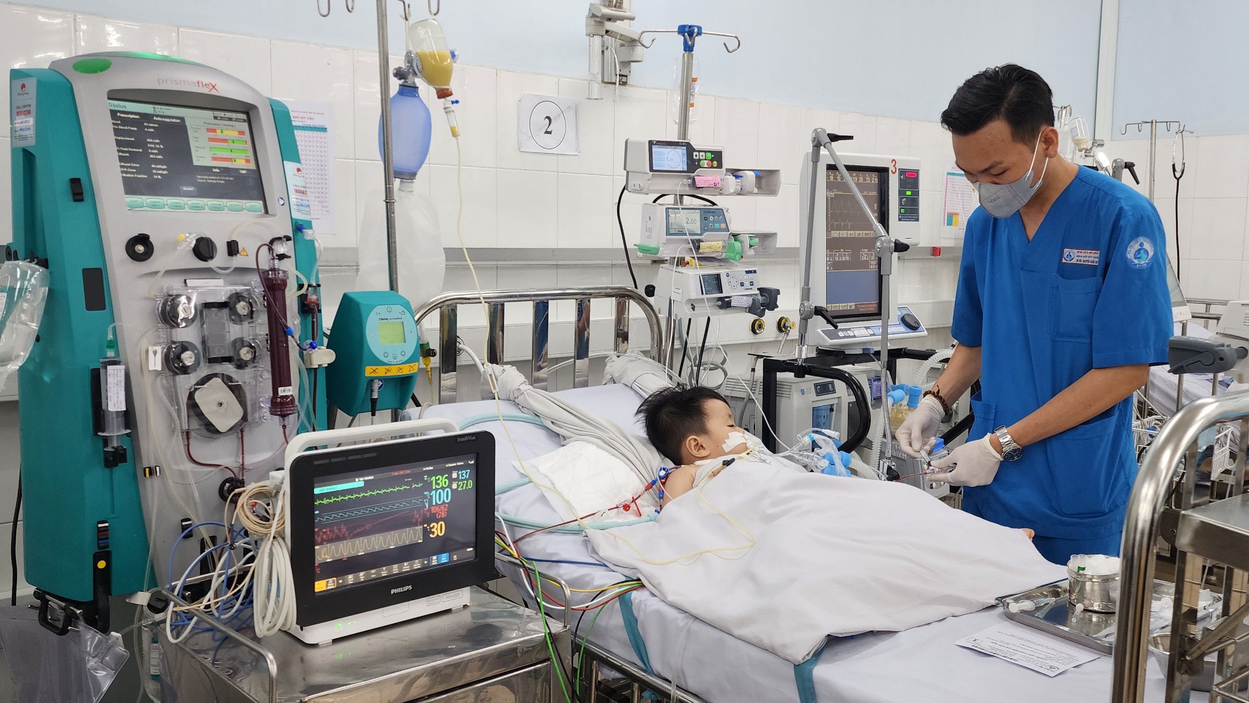 Lắng nghe người dân hiến kế: Xây dựng hệ thống y tế thông minh- Ảnh 1.