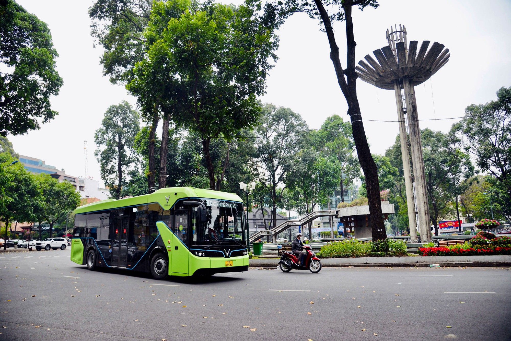 Ph&aacute;t triển xe bu&yacute;t xanh: Nhanh nhưng phải chắc- Ảnh 2.