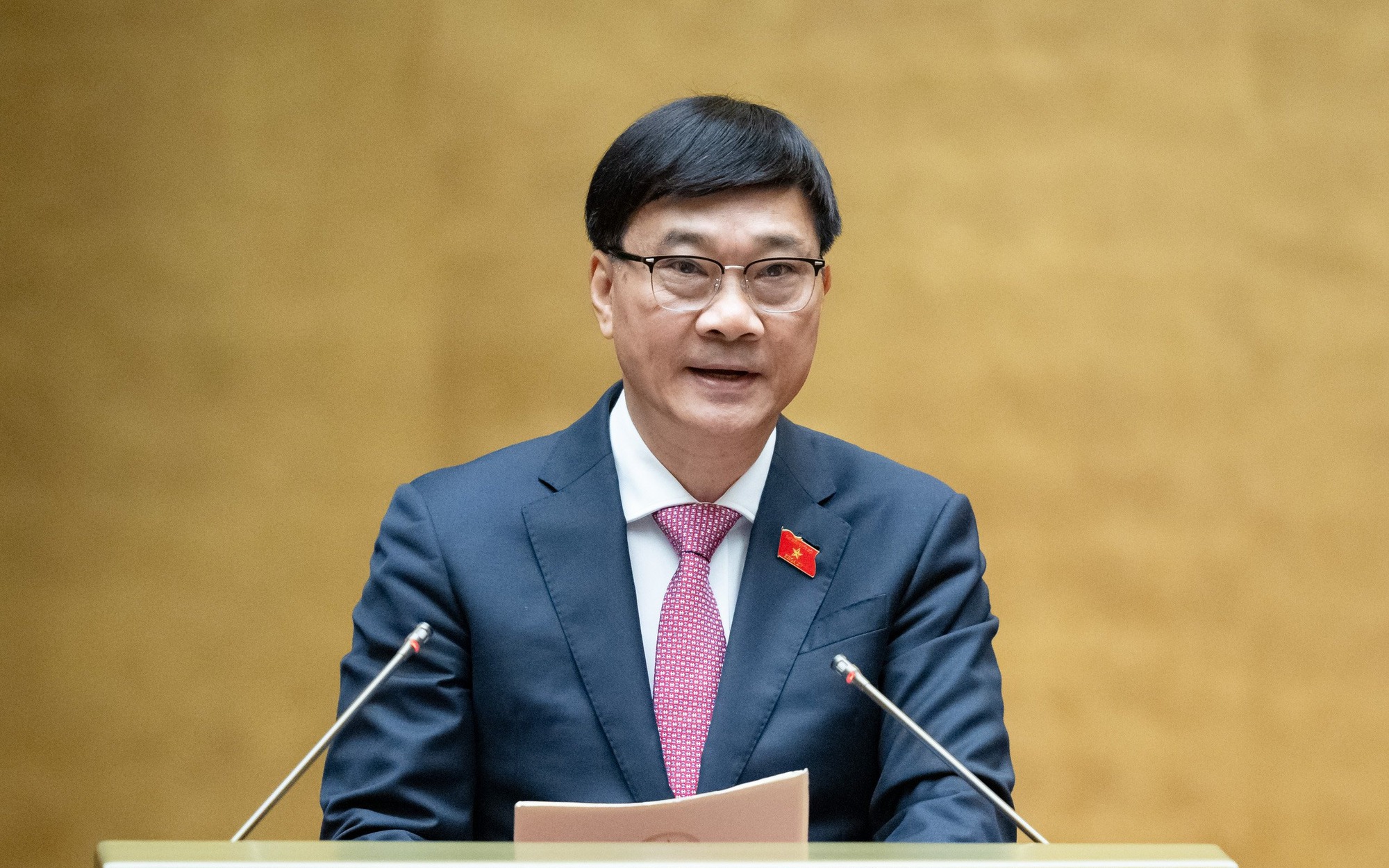 Người mua nhà, đất ở đang phải trả một khoản tiền lớn cho giới đầu cơ