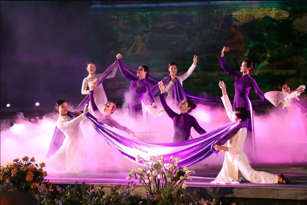 Ph&aacute;t triển nền c&ocirc;ng nghiệp văn h&oacute;a Việt Nam (*): Nh&igrave;n lại h&agrave;nh tr&igrave;nh quảng b&aacute; văn h&oacute;a Việt- Ảnh 2.