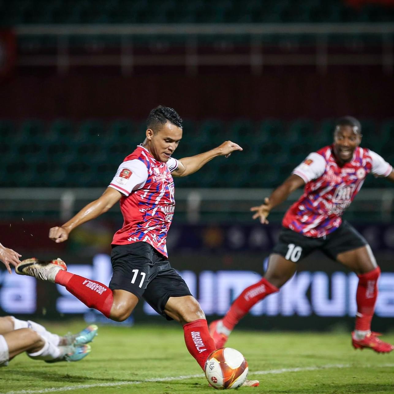 CLB TP HCM thắng sốc đương kim v&ocirc; địch V-League- Ảnh 4.