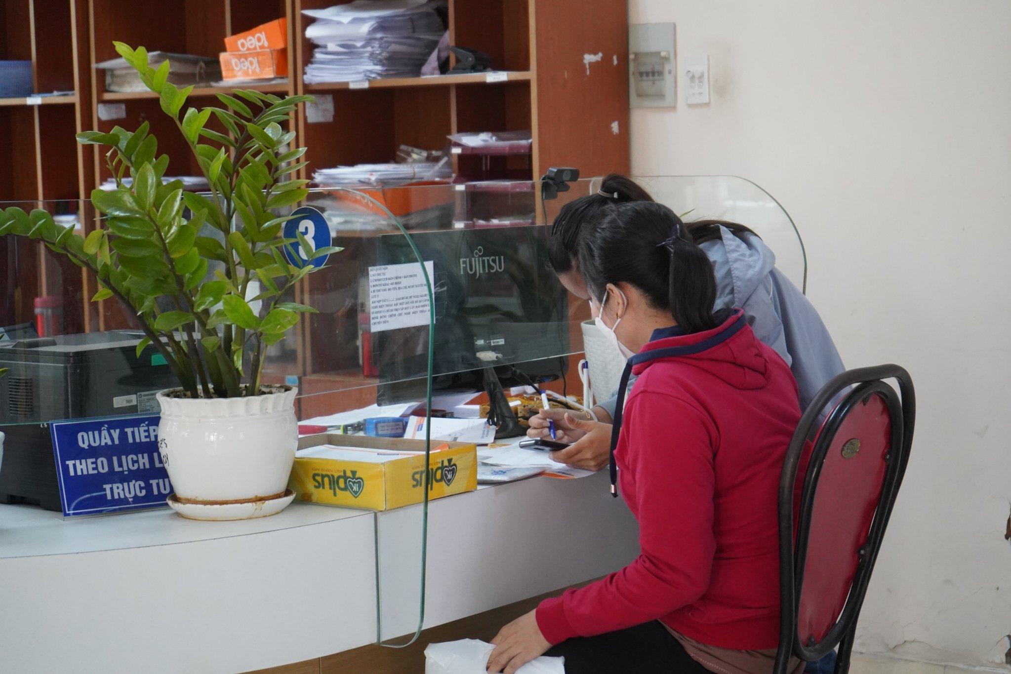 Có nên rút ngắn thời gian đóng BHXH để hưởng lương hưu?- Ảnh 1.