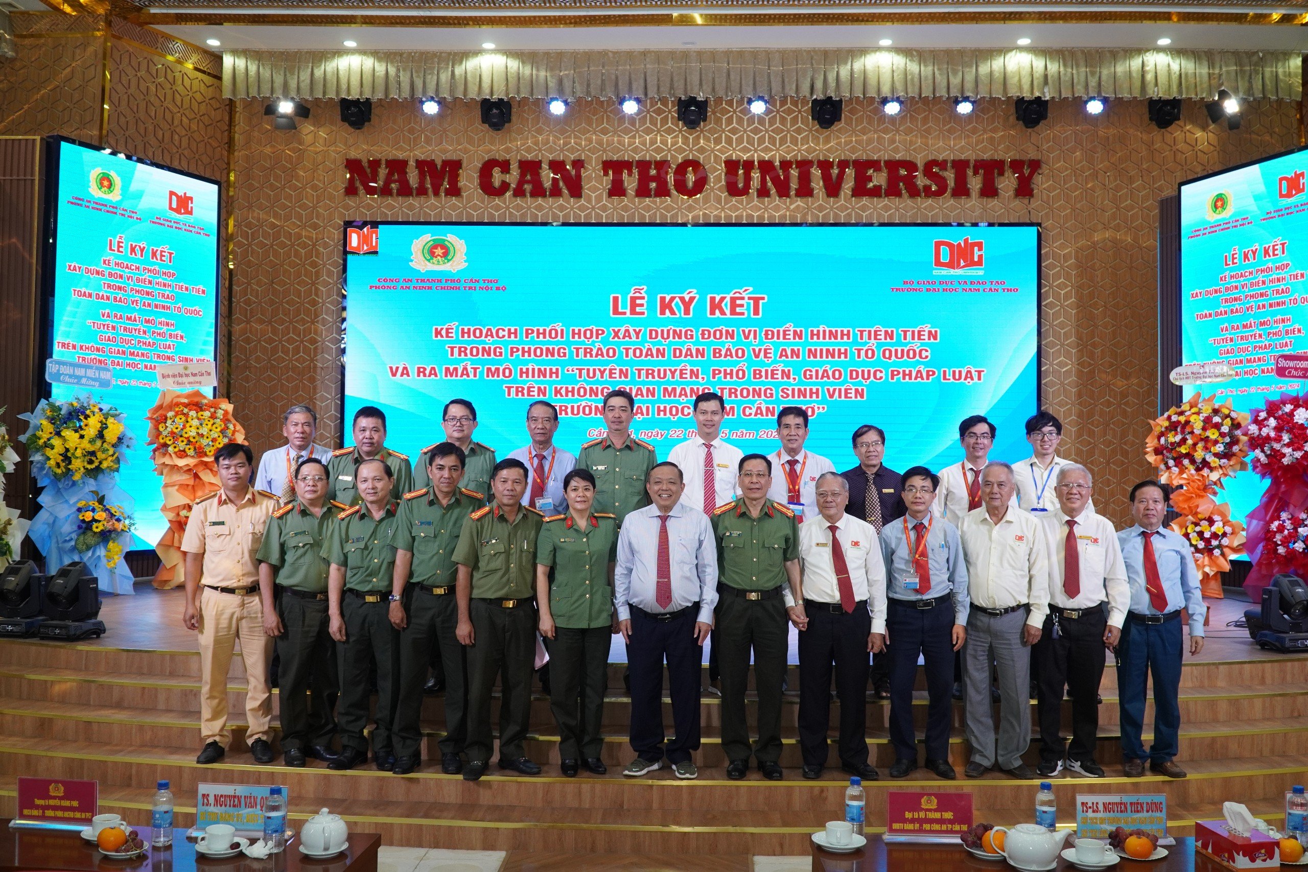 C&ocirc;ng an Cần Thơ phổ biến ph&aacute;p luật tr&ecirc;n kh&ocirc;ng gian mạng cho 22.000 sinh vi&ecirc;n- Ảnh 2.