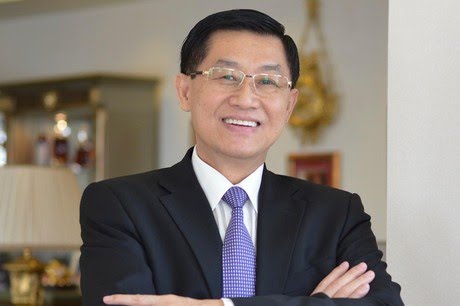 &Ocirc;ng Johnathan Hạnh Nguyễn