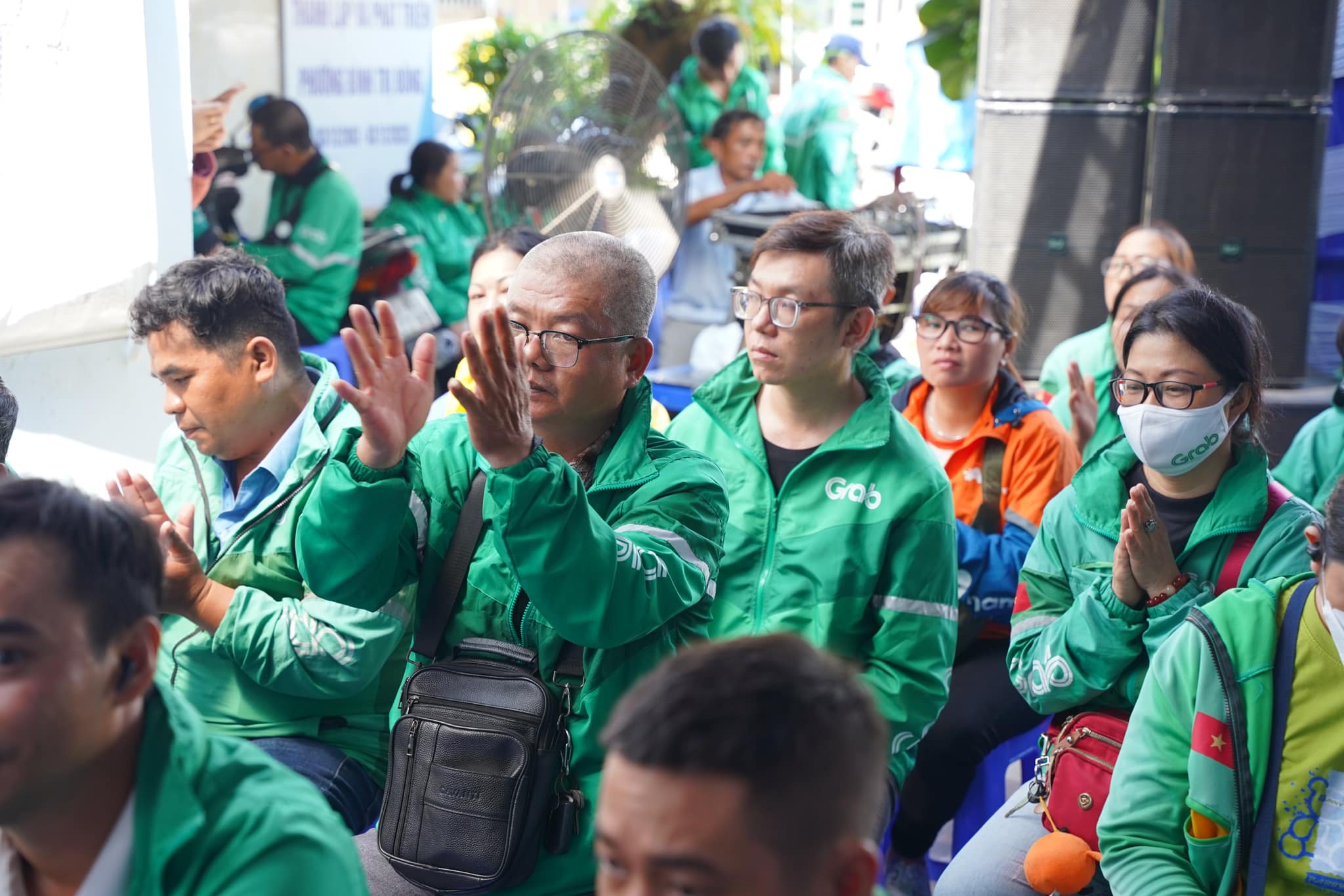 Đề xuất bổ sung 6 nhóm lao động đóng BHXH bắt buộc- Ảnh 2.