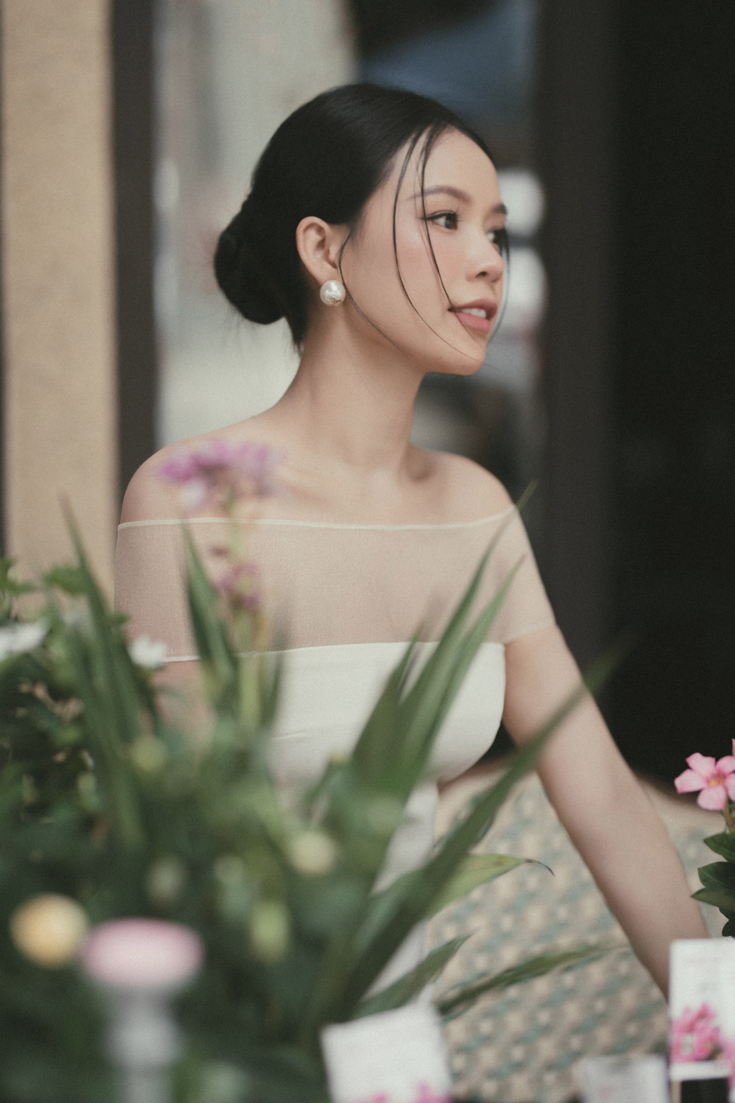 Tr&agrave; Ngọc Hằng v&agrave; Sam khoe d&aacute;ng n&oacute;ng bỏng- Ảnh 12.
