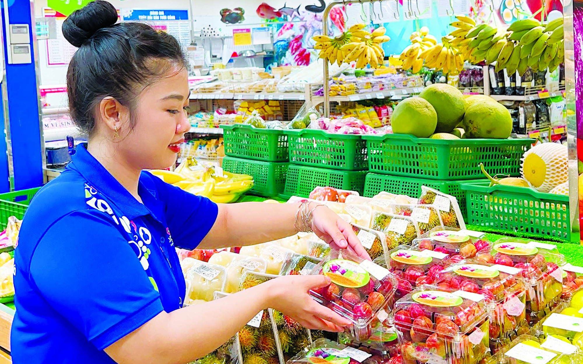 Co.opmart bán mận hậu Sơn La