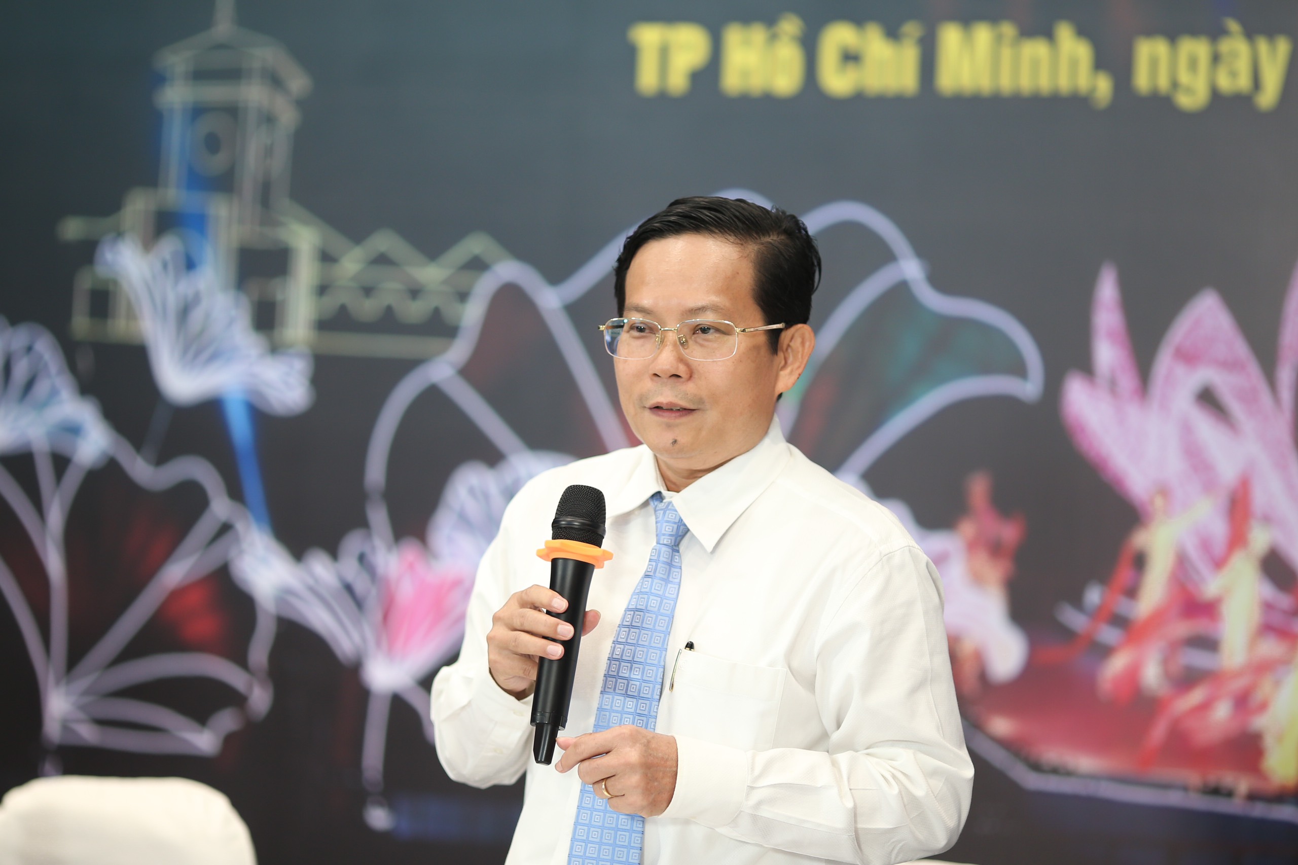 Nh&agrave; h&aacute;t n&agrave;o, s&acirc;n vận động n&agrave;o đ&aacute;p ứng cho BlackPink sang biểu diễn?- Ảnh 2.