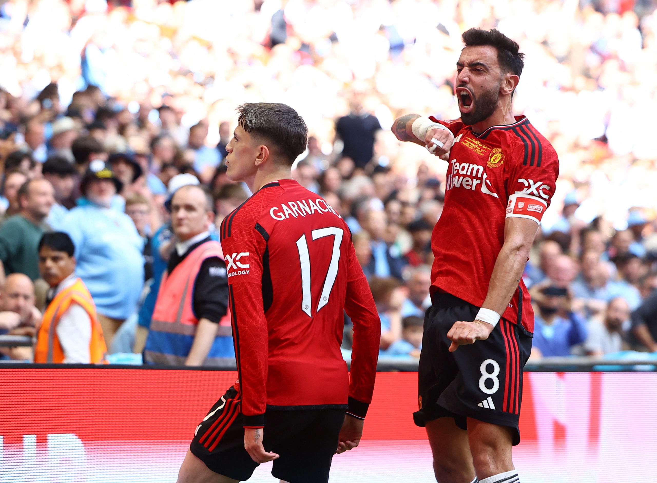 Hai đòn "sát thủ" trong 9 phút, Man United hạ Man City giành FA Cup- Ảnh 3.