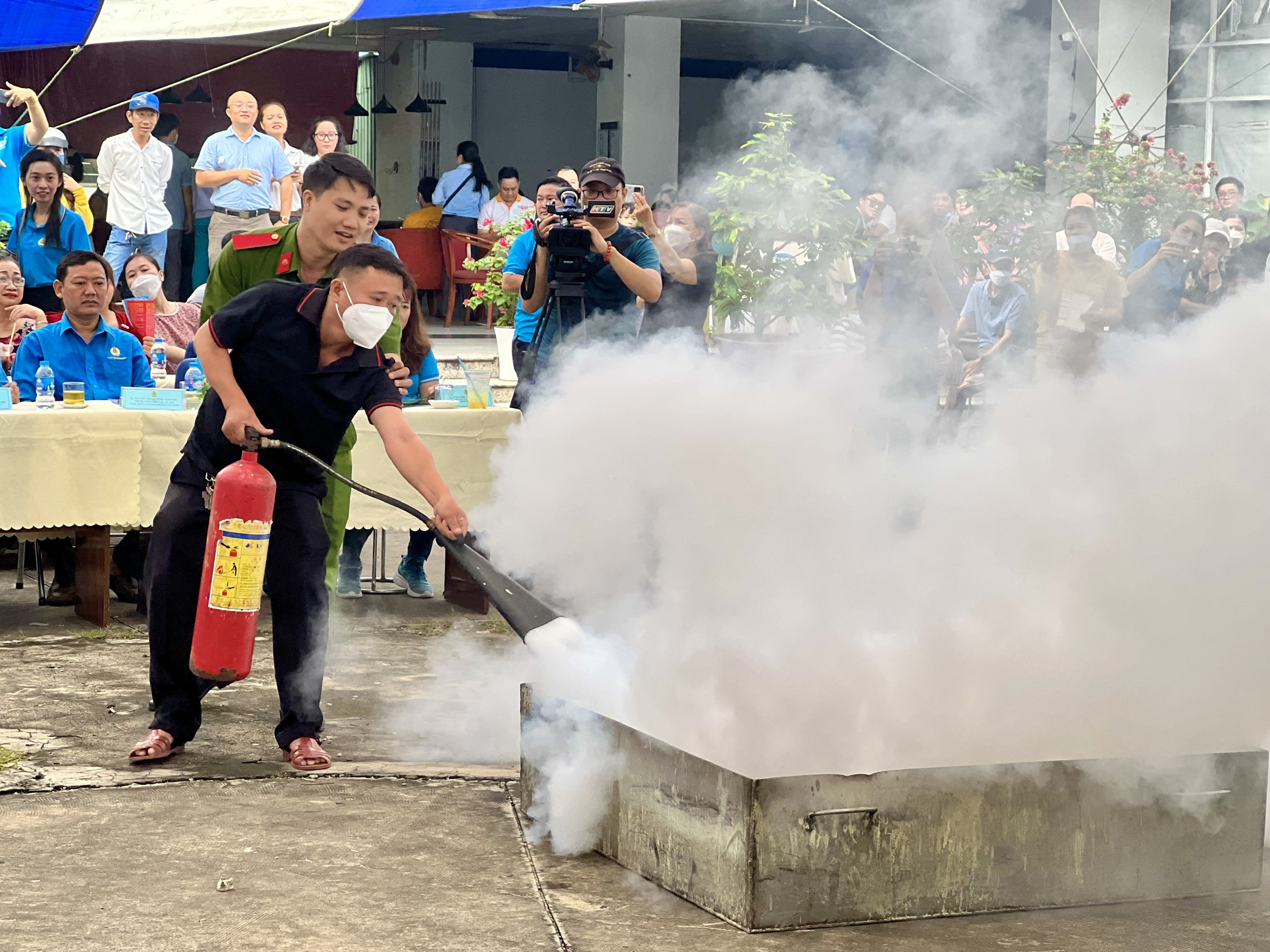 Tiềm ẩn nguy cơ ch&aacute;y nổ ở c&aacute;c khu trọ c&ocirc;ng nh&acirc;n- Ảnh 6.