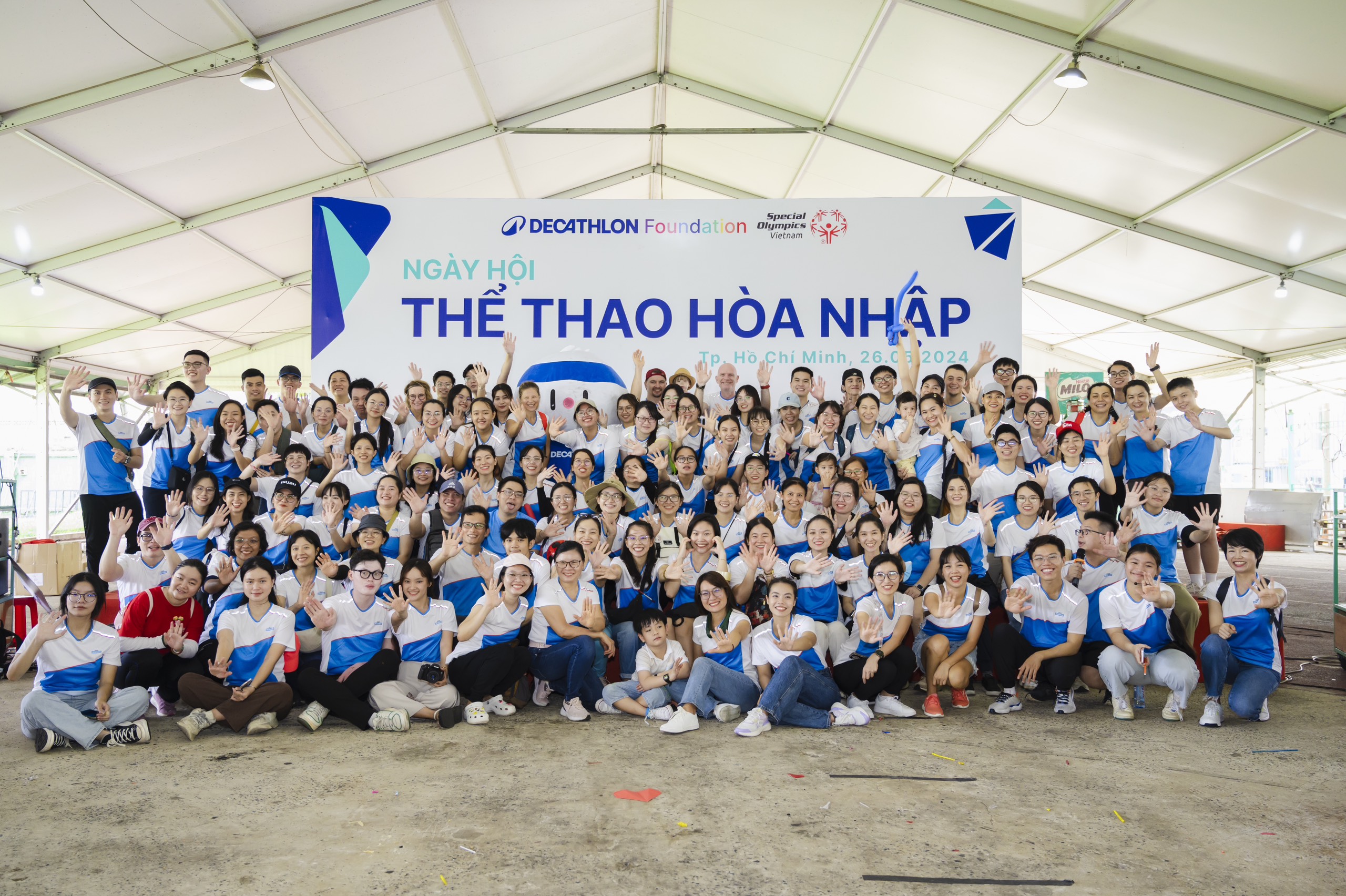 Ng&agrave;y hội thể thao h&ograve;a nhập cho trẻ đặc biệt- Ảnh 1.