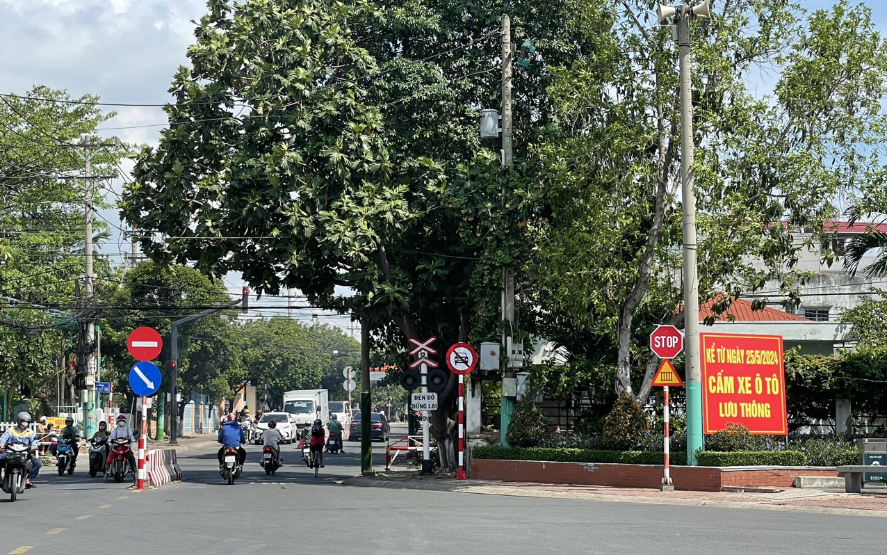 &Yacute; kiến tr&aacute;i chiều khi th&agrave;nh phố đ&ocirc;ng d&acirc;n nhất B&igrave;nh Dương cấm &ocirc; t&ocirc; v&agrave;o khu vực trung t&acirc;m