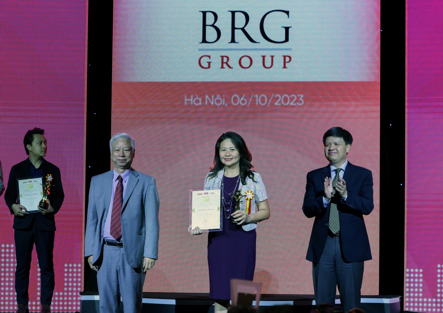 Tập đo&agrave;n BRG v&agrave; Madam Nguyễn Thị Nga được vinh danh tại Giải thưởng Thương hiệu Mạnh Việt Nam- Ảnh 3.