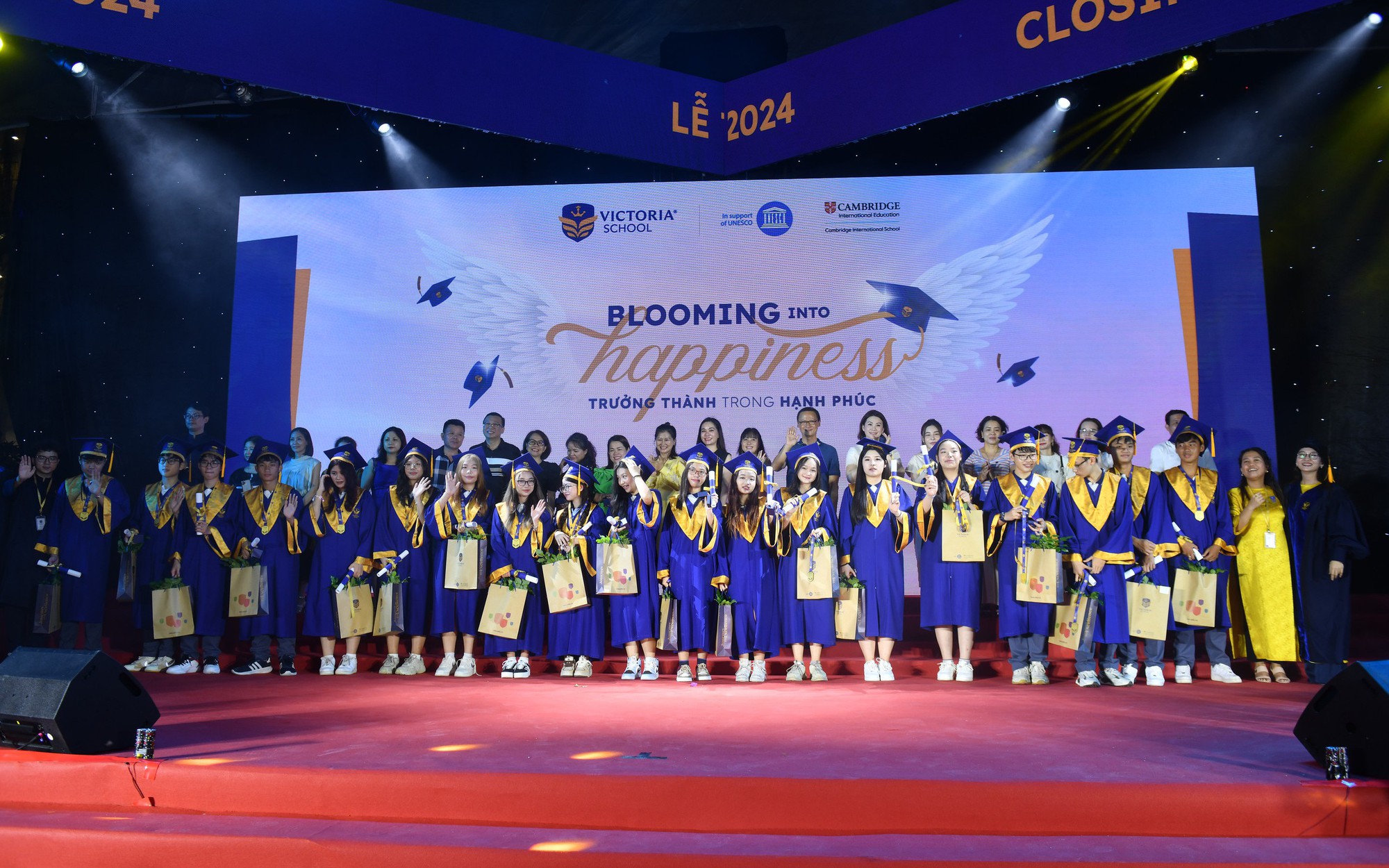 Victoria School tổng kết năm học 2023-2024: Trưởng thành trong hạnh phúc