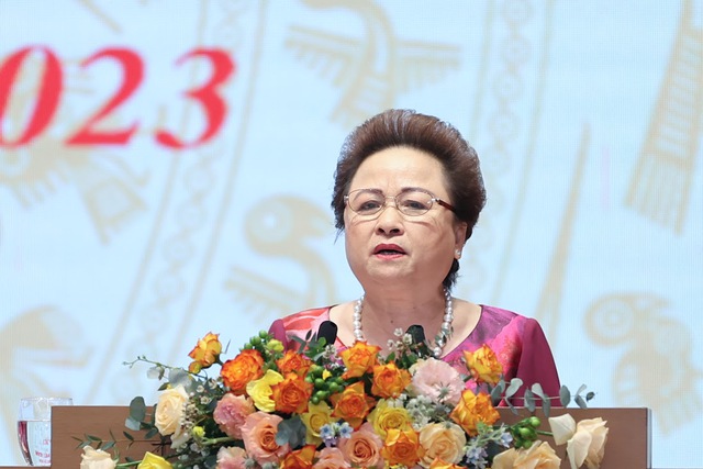 Madam Nguyễn Thị Nga c&ugrave;ng giới doanh nh&acirc;n gặp gỡ Thủ tướng nh&acirc;n Ng&agrave;y Doanh nh&acirc;n Việt Nam- Ảnh 5.