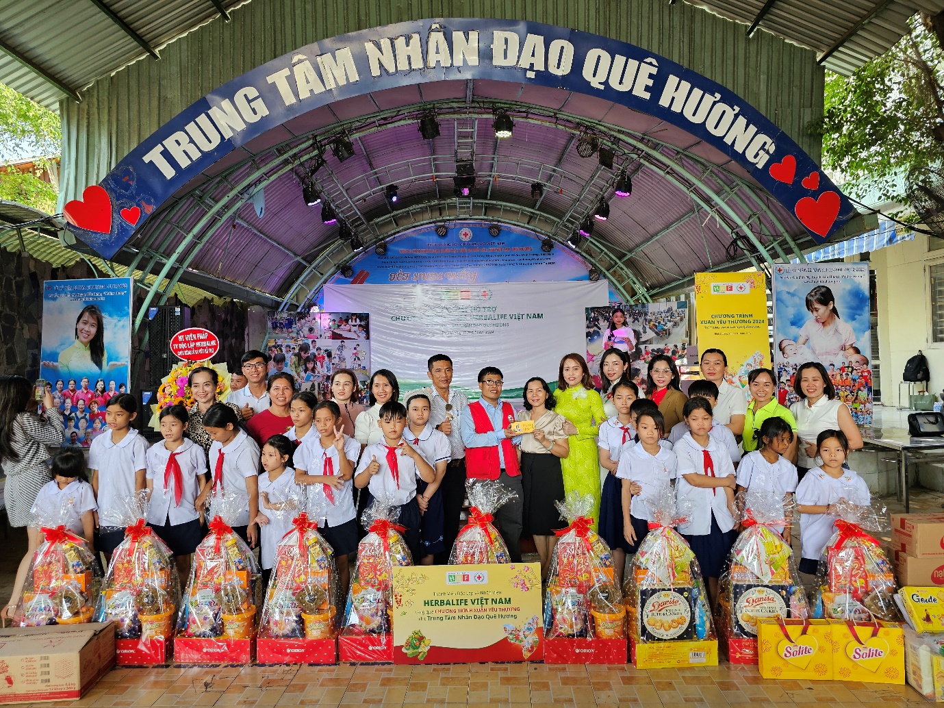Casa Herbalife Việt Nam cung cấp dinh dưỡng cho h&agrave;ng ng&agrave;n trẻ em kh&oacute; khăn- Ảnh 3.