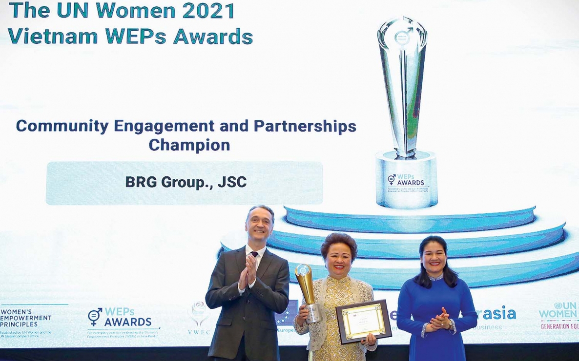 Madam Nguyễn Thị Nga, Chủ tịch Tập đo&agrave;n BRG: Sứ giả của b&igrave;nh đẳng giới