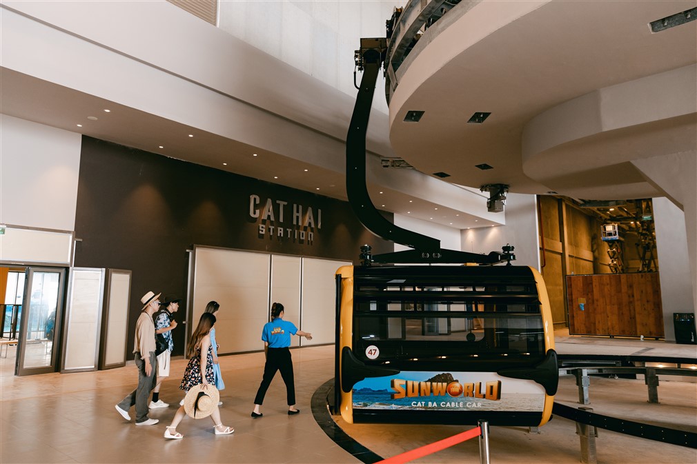 Sun World Cat Ba áp dụng giá vé cáp treo 50.000 đồng/ chiều đón hè tưng bừng- Ảnh 1.