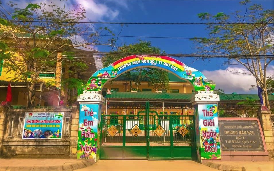 Diễn biến nóng vụ hiệu trưởng và hội trưởng hội phụ huynh "đấu khẩu" ngay tại lễ tổng kết