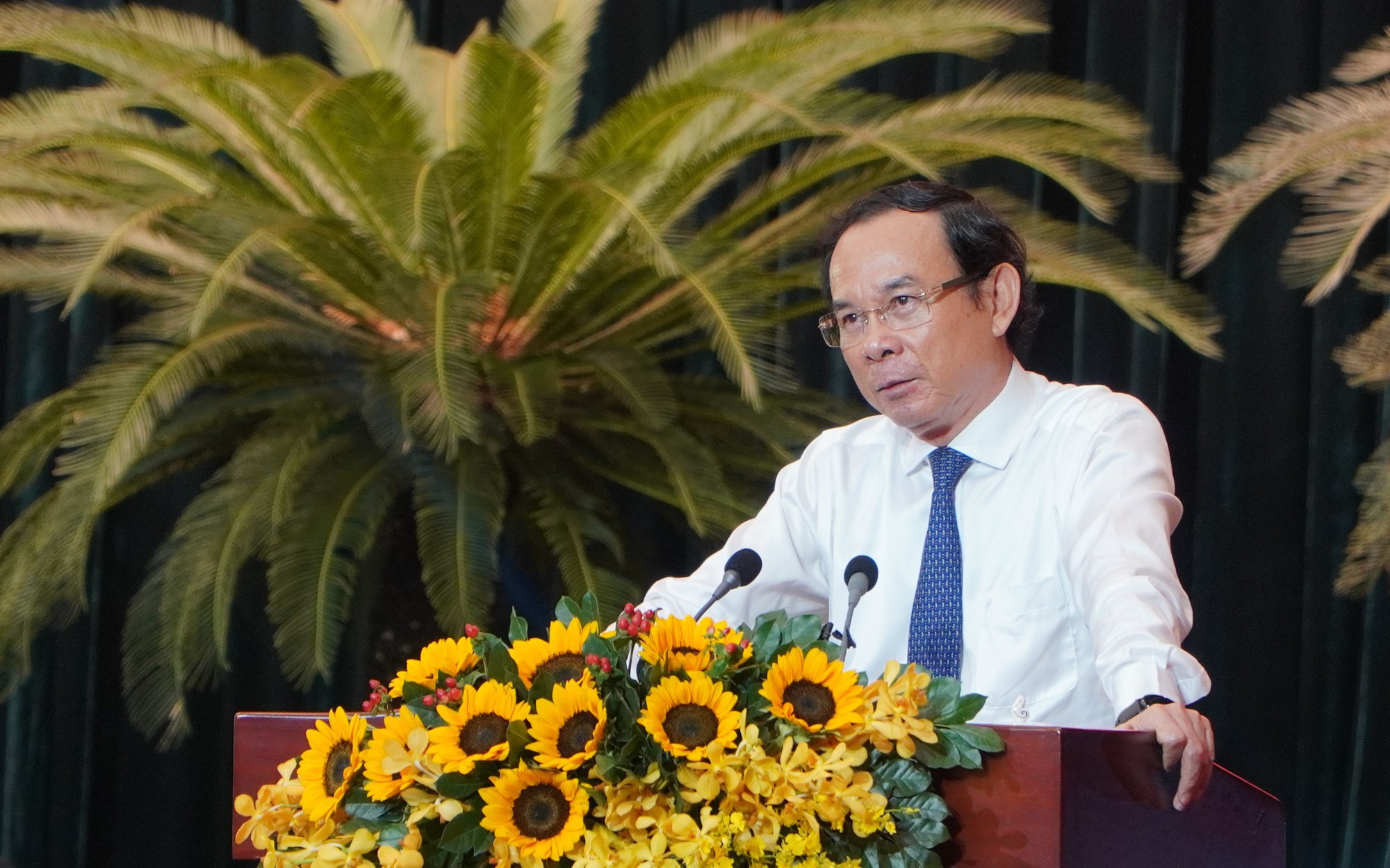 &Ocirc;ng Nguyễn Văn N&ecirc;n l&agrave;m Trưởng Tiểu ban Văn kiện Đại hội đại biểu Đảng bộ TP HCM lần thứ XII