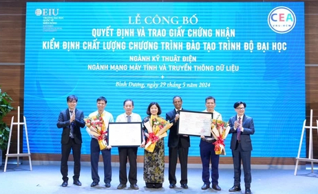 Trường Đại học quốc tế miền Đ&ocirc;ng th&ecirc;m cột mốc mới- Ảnh 1.