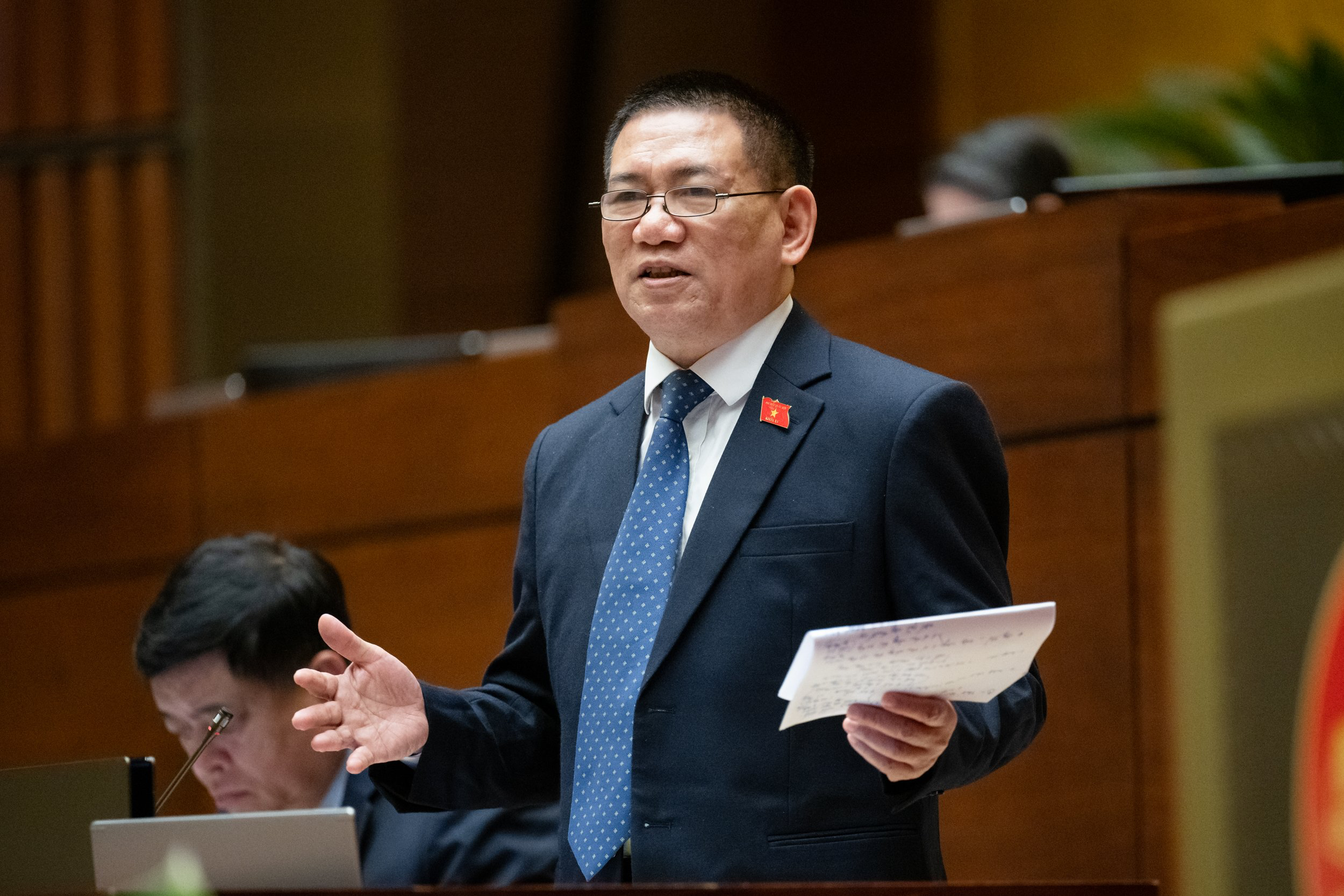 Bộ trưởng T&agrave;i ch&iacute;nh l&yacute; giải v&igrave; sao chưa điều chỉnh d&ugrave; &ldquo;mức giảm trừ gia cảnh đ&atilde; lạc hậu&rdquo;- Ảnh 1.