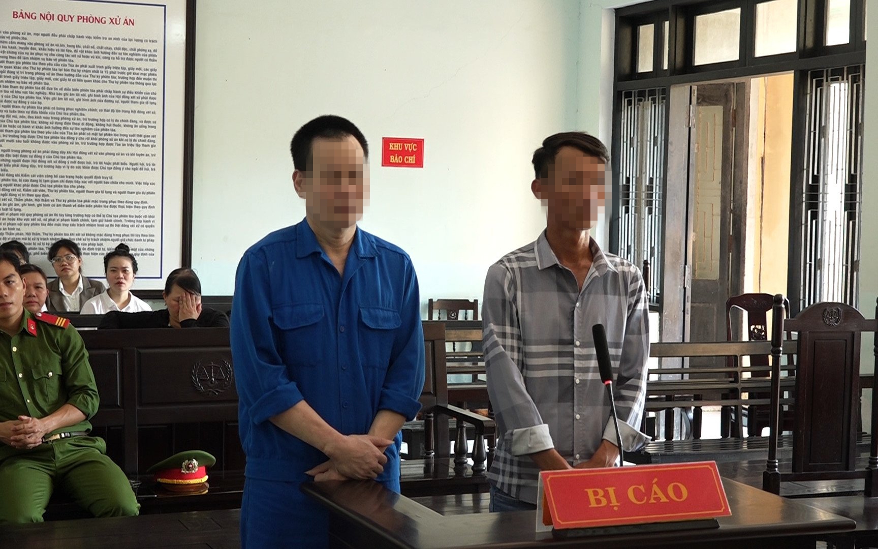 Ly bia chia lìa tình bạn