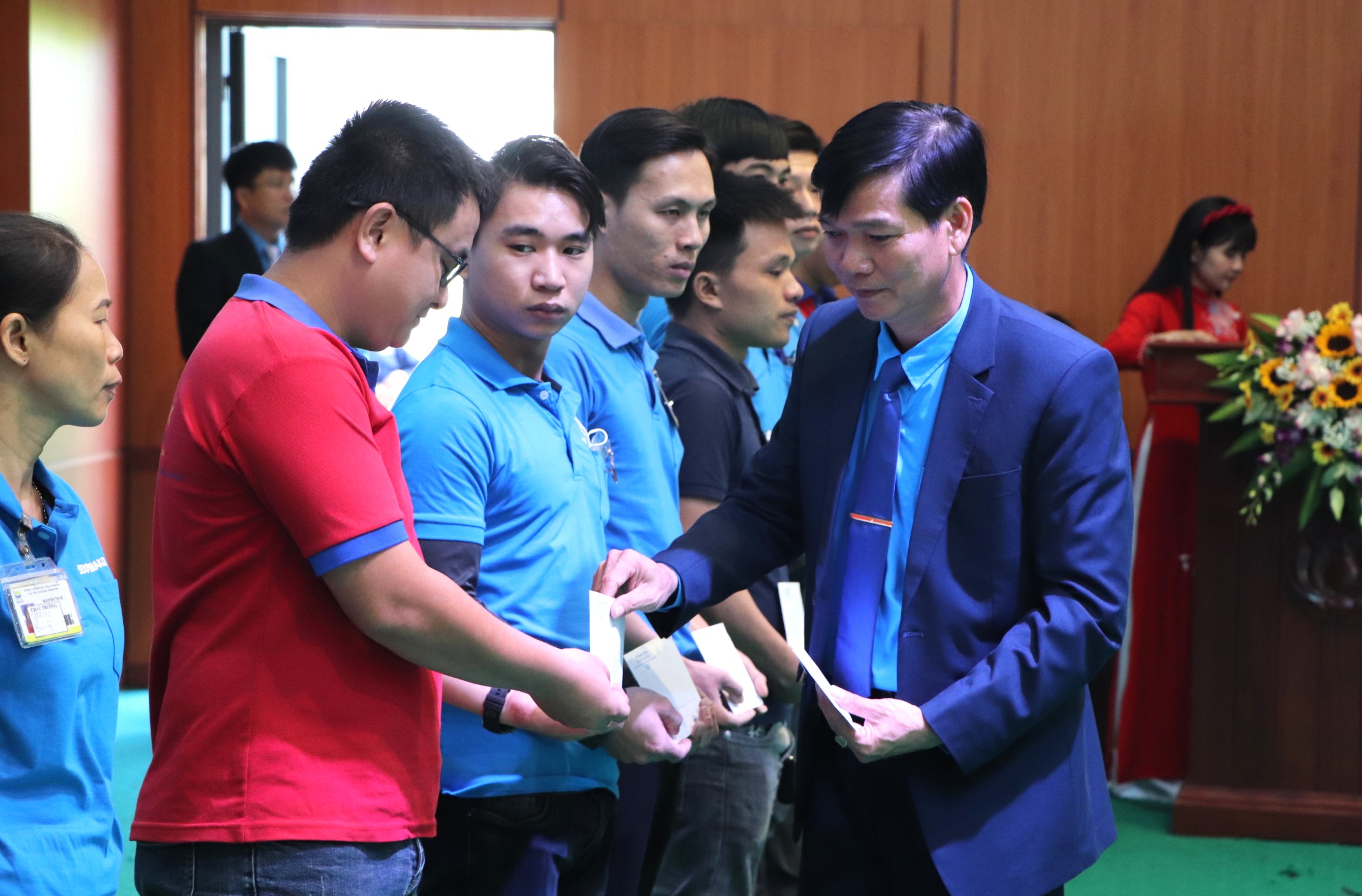 71 suất qu&agrave; hỗ trợ đo&agrave;n vi&ecirc;n, c&ocirc;ng nh&acirc;n kh&oacute; khăn tại Duy Xuy&ecirc;n- Ảnh 7.