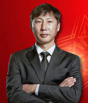 Th&aacute;ch thức chờ HLV Kim Sang-sik- Ảnh 4.