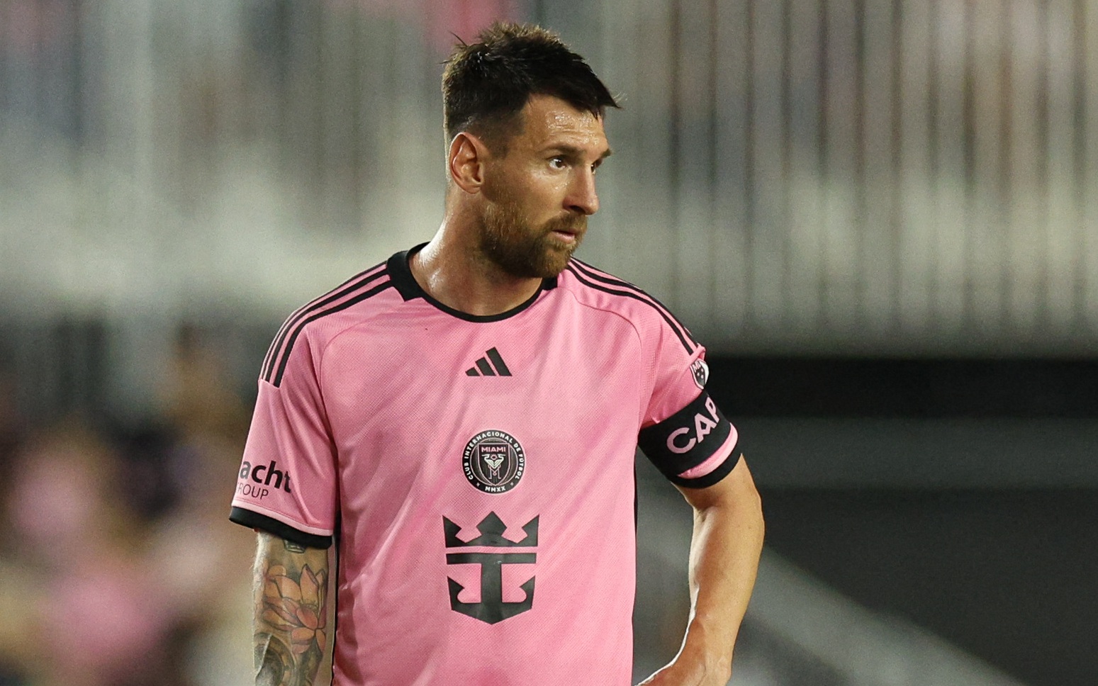 Messi ghi b&agrave;n, Inter Miami vẫn dứt chuỗi trận bất bại