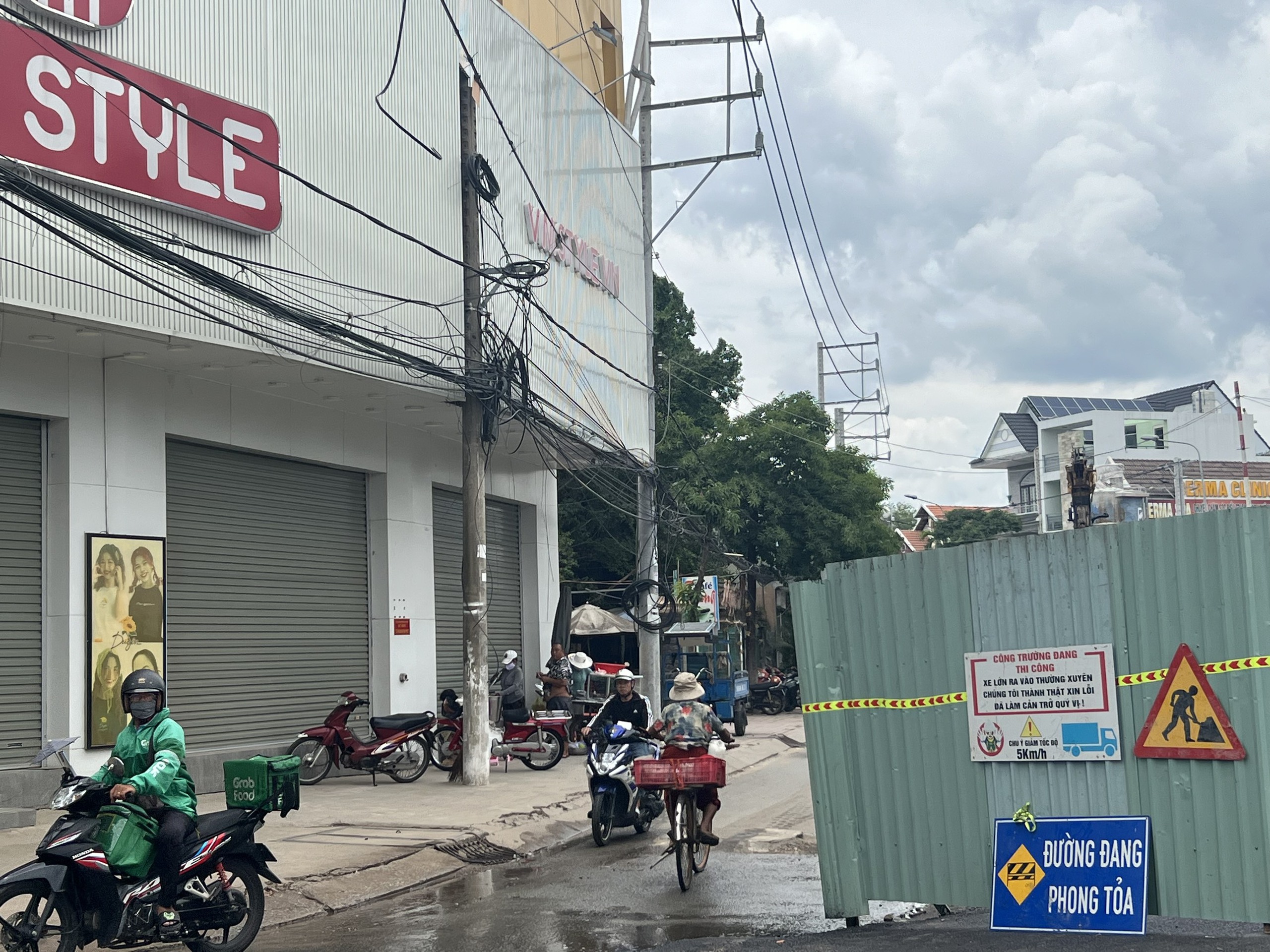 Đoạn đường qua cống đường Thích Quảng Đức đã được thông xe- Ảnh 2.