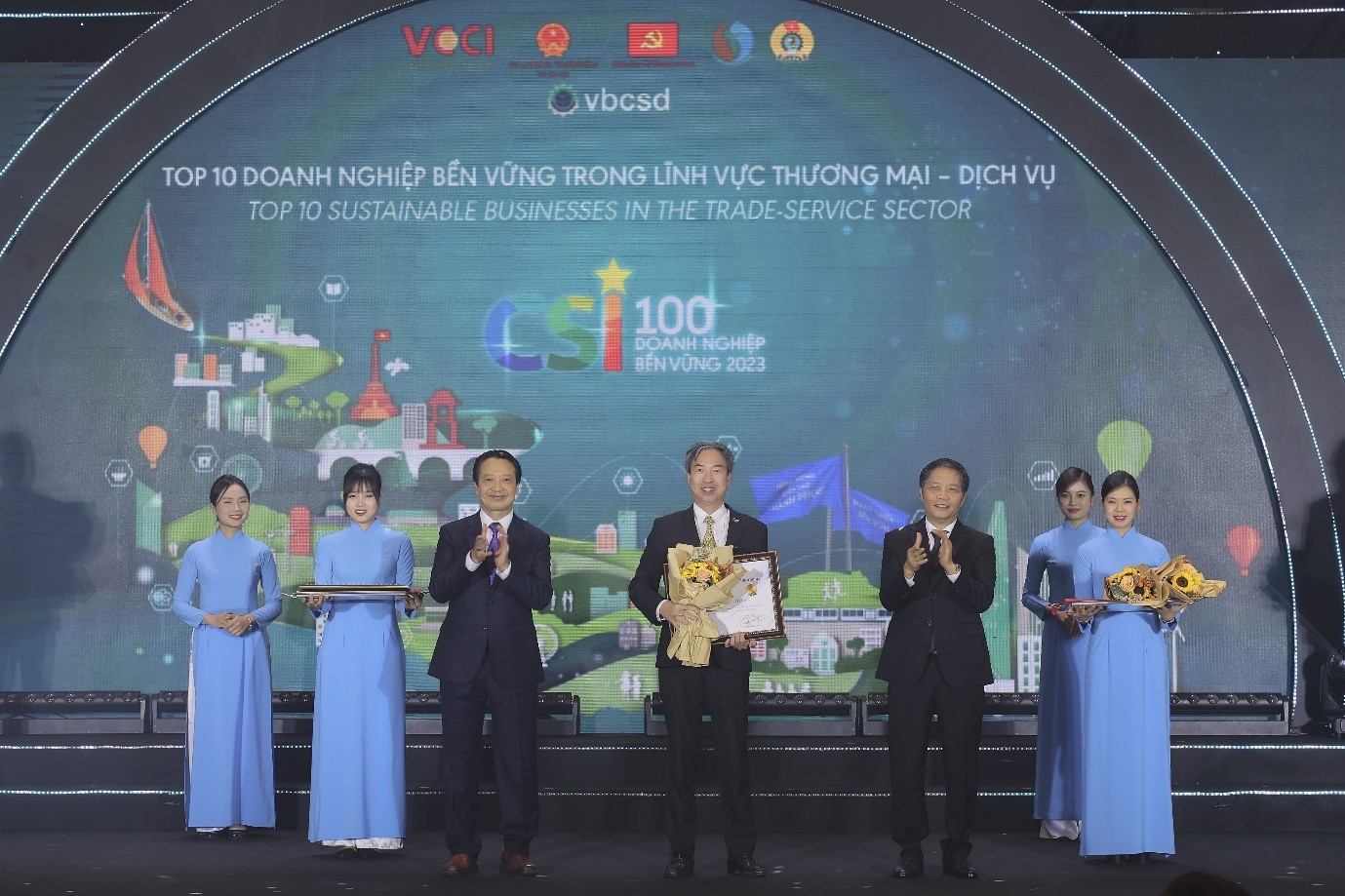 Tập đo&agrave;n BRG: Top 10 doanh nghiệp bền vững Việt Nam 2023- Ảnh 1.