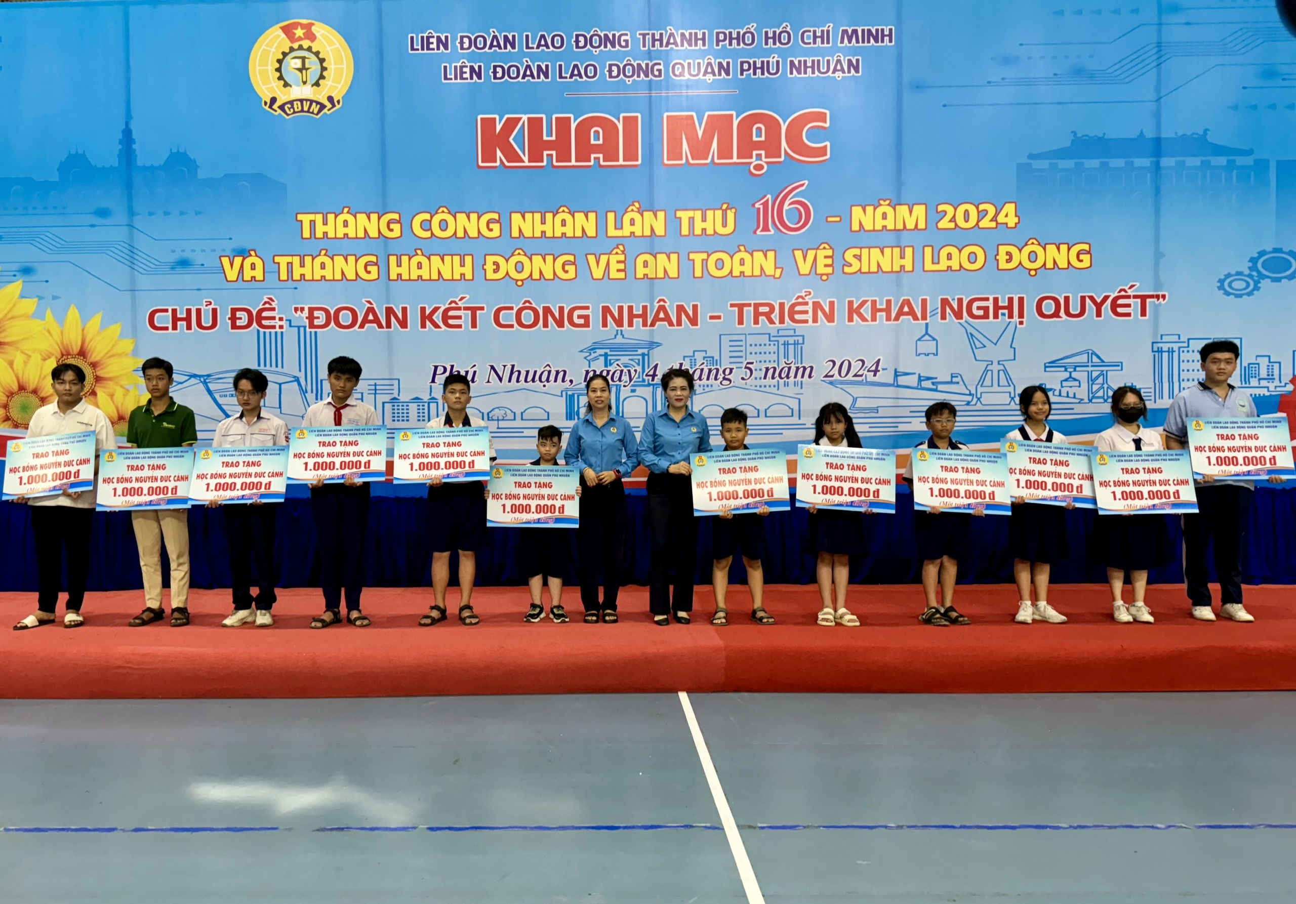 
Nhiều hoạt động &yacute; nghĩa trong Th&aacute;ng C&ocirc;ng nh&acirc;n- Ảnh 3.