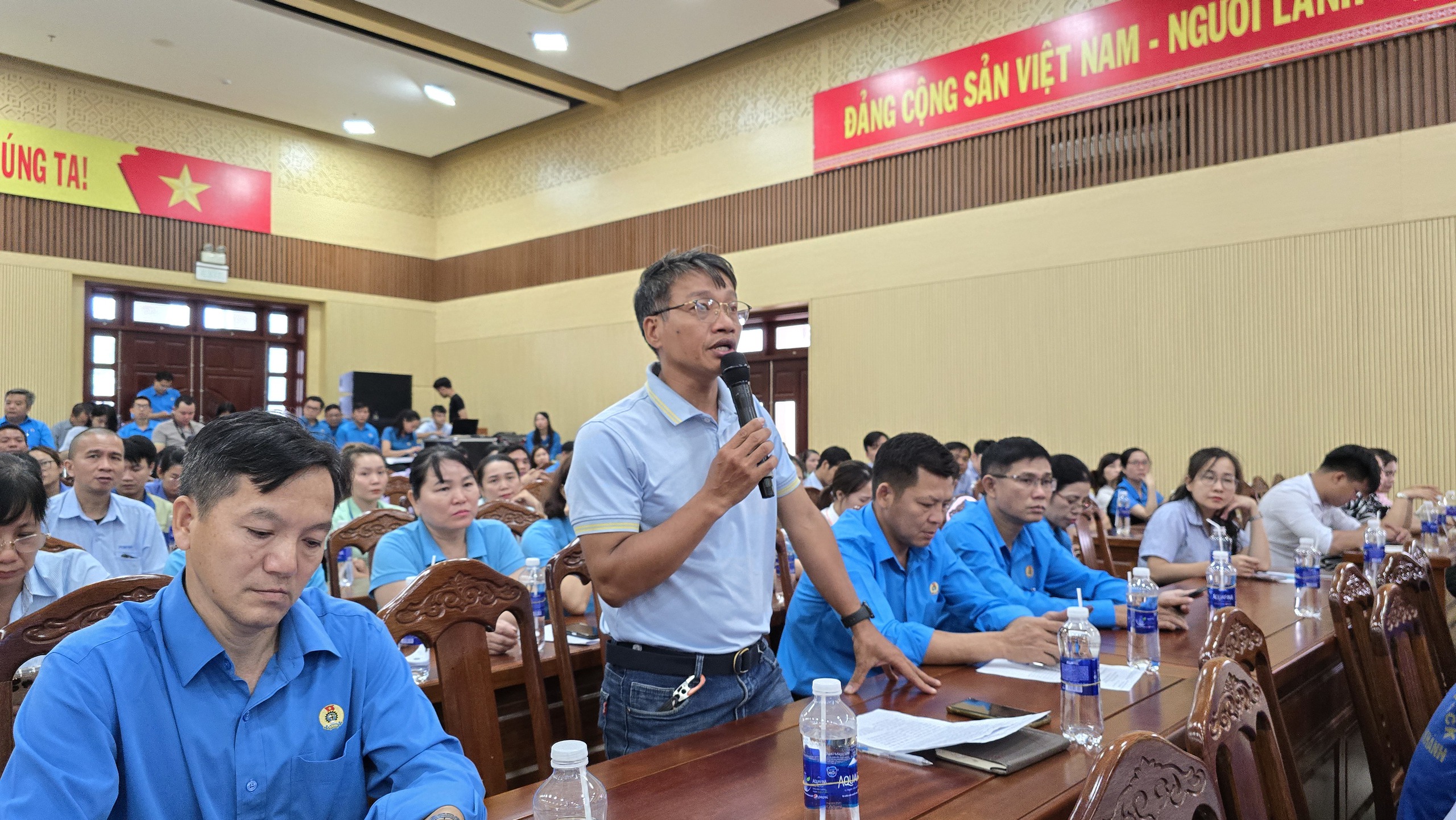 C&ocirc;ng nh&acirc;n Đ&agrave; Nẵng: &ldquo;Cứ nghe tăng lương l&agrave; rục rịch tăng gi&aacute; tiền ph&ograve;ng&rdquo;- Ảnh 1.