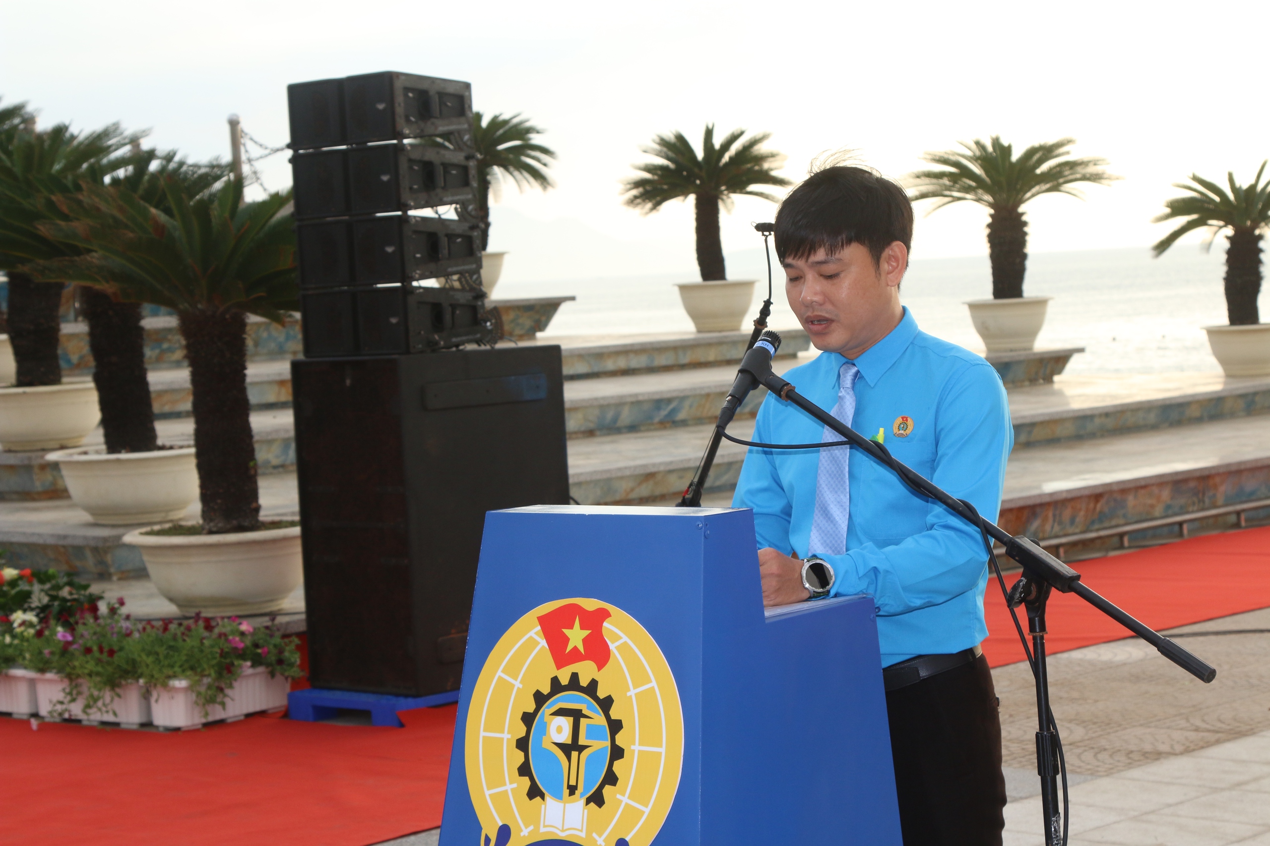 Khánh Hoà chào cờ tháng 5 và phát động Tháng Công nhân năm 2024
- Ảnh 5.