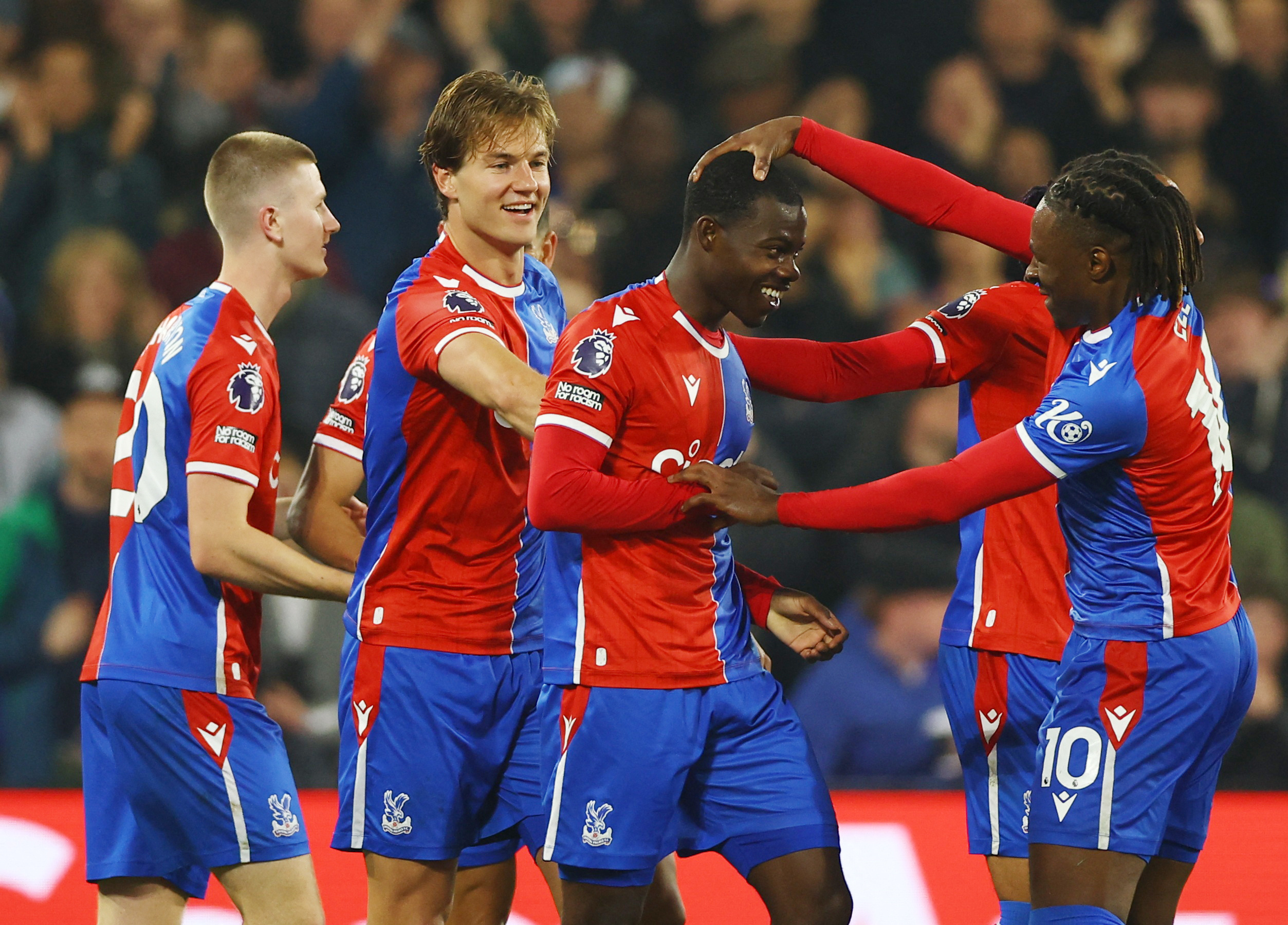 Thua trắng Crystal Palace 4 bàn, Man United tạo kỷ lục buồn - Ảnh 6.