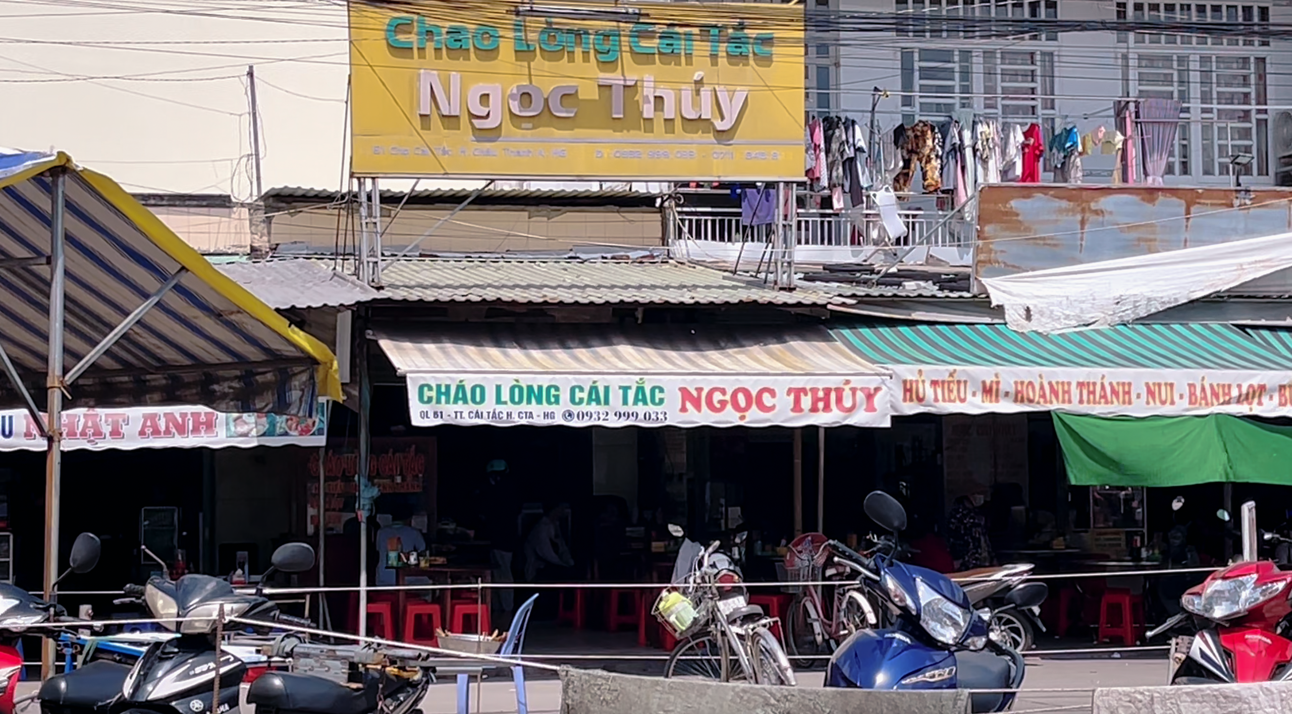 VIDEO: Qu&aacute;n ch&aacute;o l&ograve;ng nổi tiếng ở miền T&acirc;y vẫn b&aacute;n, bất chấp cam kết tạm dừng- Ảnh 1.