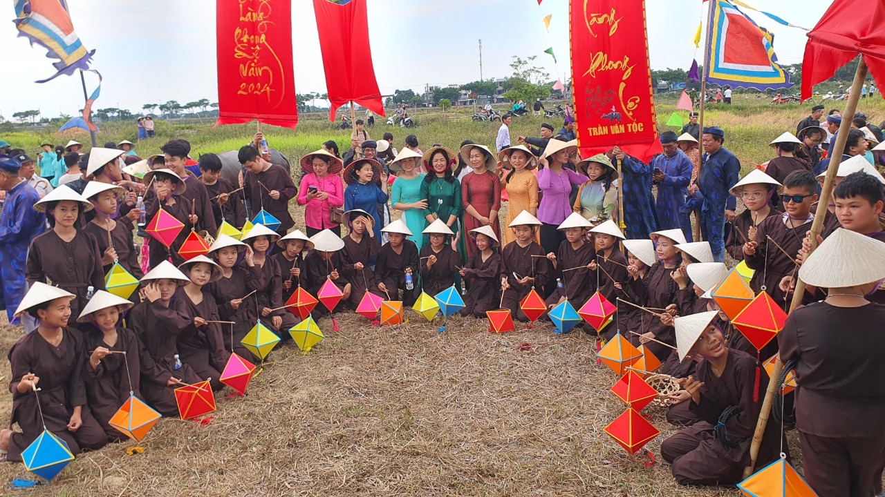Phục dựng lễ hội t&ocirc;n vinh trẻ mục đồng- Ảnh 4.