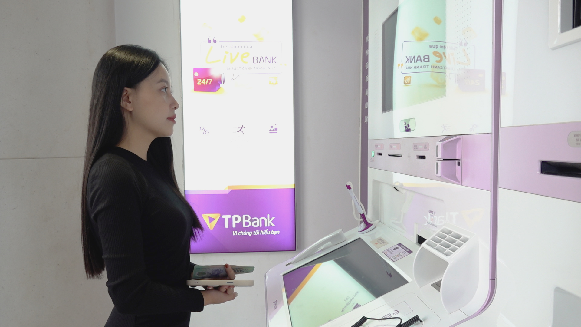 Ng&acirc;n h&agrave;ng ti&ecirc;n phong triển khai x&aacute;c thực giao dịch sinh trắc học theo quyết định 2345- Ảnh 1.
