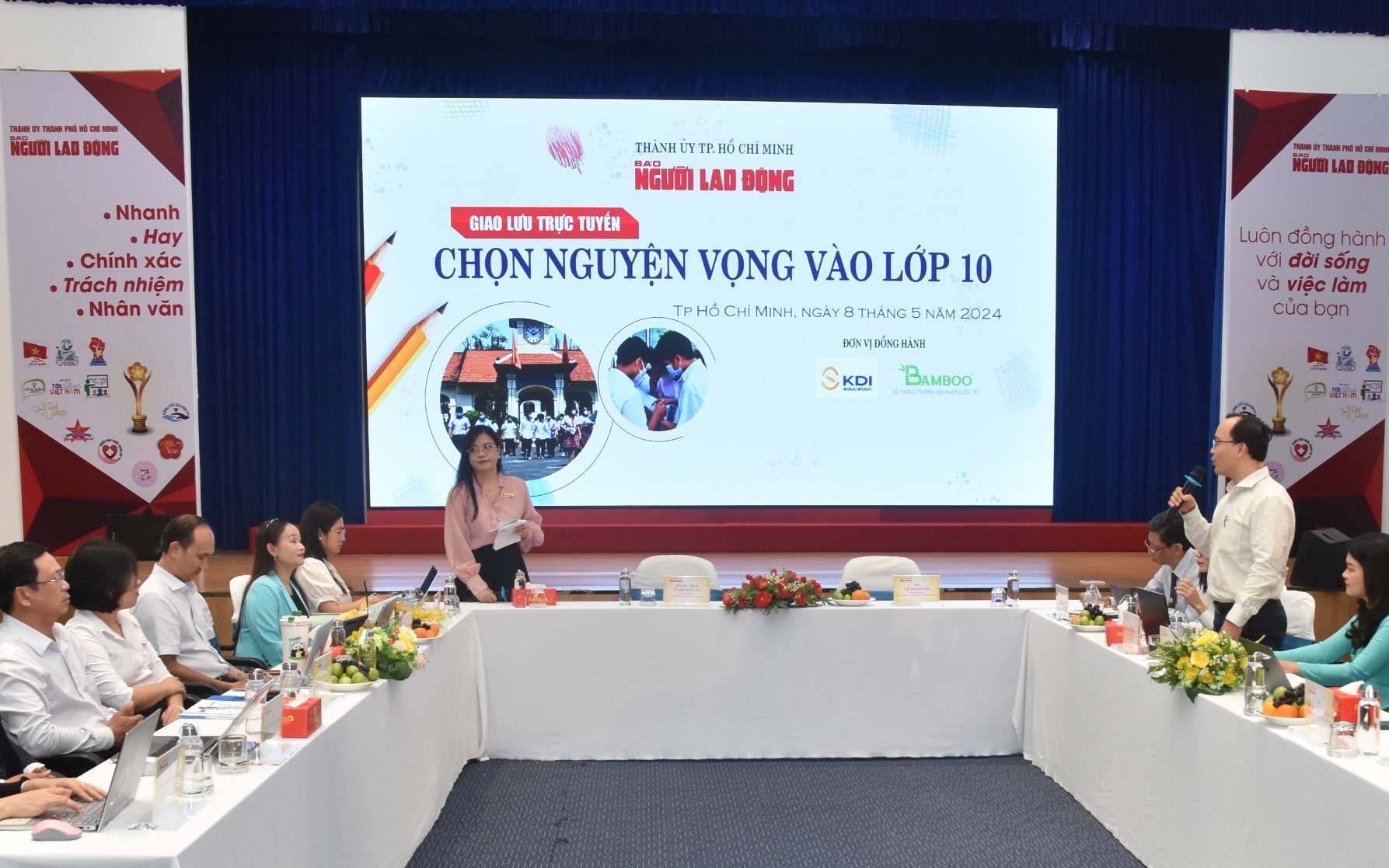 Giao lưu trực tuyến "Chọn nguyện vọng vào lớp 10"