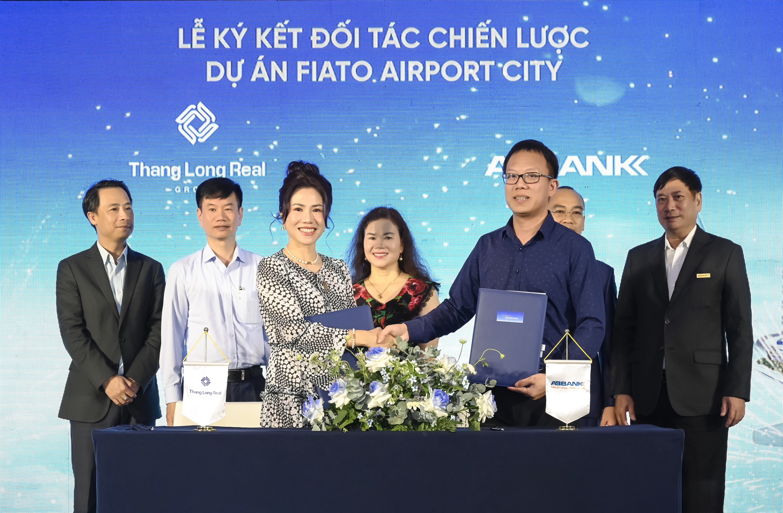 ABBANK v&agrave; Thang Long Real Group cam kết hợp t&aacute;c trong qu&aacute; tr&igrave;nh triển khai dự &aacute;n Fiato Airpot City v&agrave; sẵn s&agrave;ng đồng h&agrave;nh trong hoạt động kinh doanh của cả hai b&ecirc;n