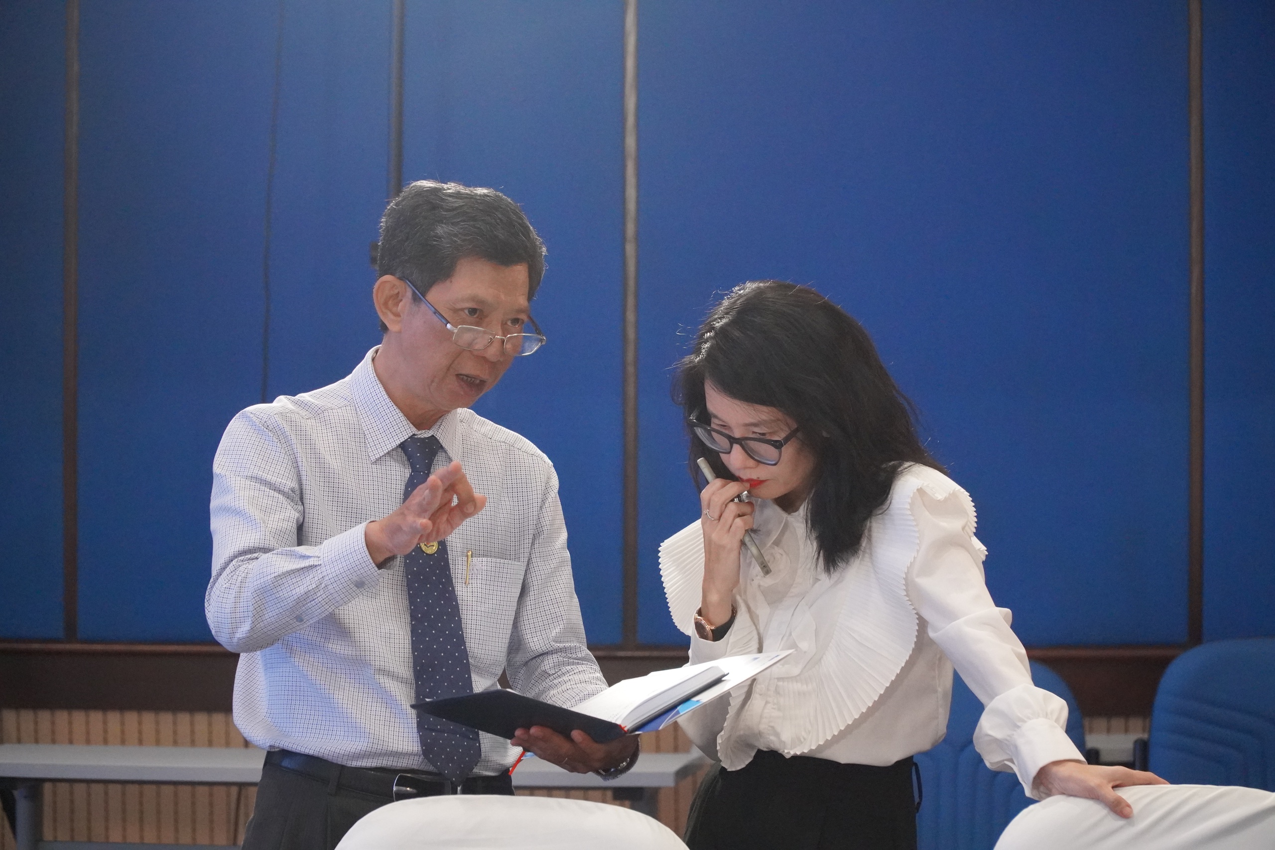 Tuyển sinh lớp 10: Kh&ocirc;ng g&acirc;y sức &eacute;p cho con khi chọn trường- Ảnh 2.