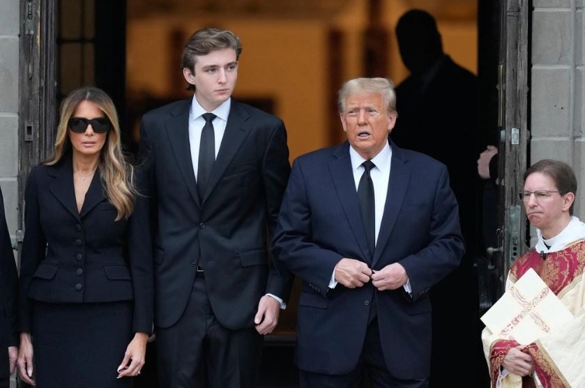 Barron Trump cao 2,01 m l&agrave; th&agrave;nh vi&ecirc;n c&oacute; chiều cao vượt trội trong gia đ&igrave;nh nh&agrave; Trump. Ảnh: New York Post
