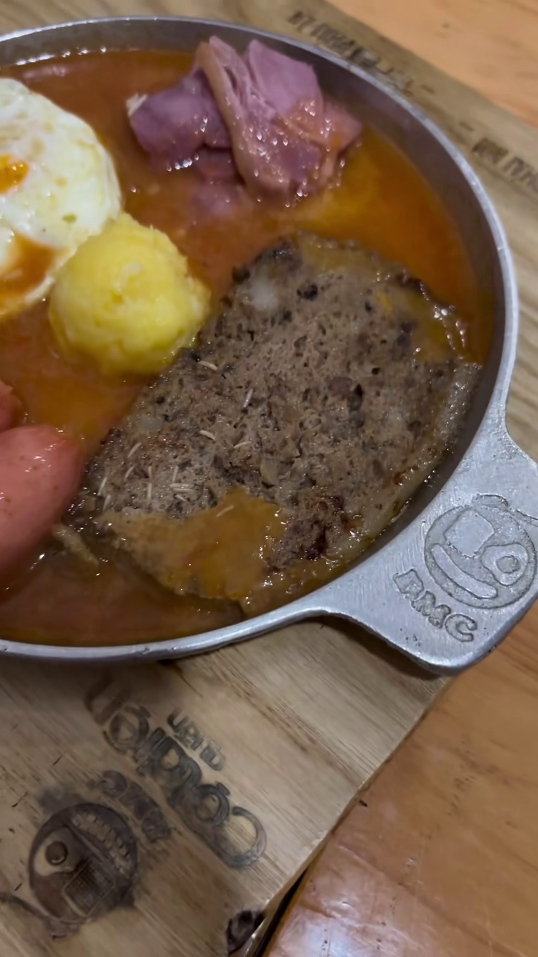 Thông tin mới vụ pate bánh mì chảo Cột Điện Quán lúc nhúc dòi- Ảnh 2.
