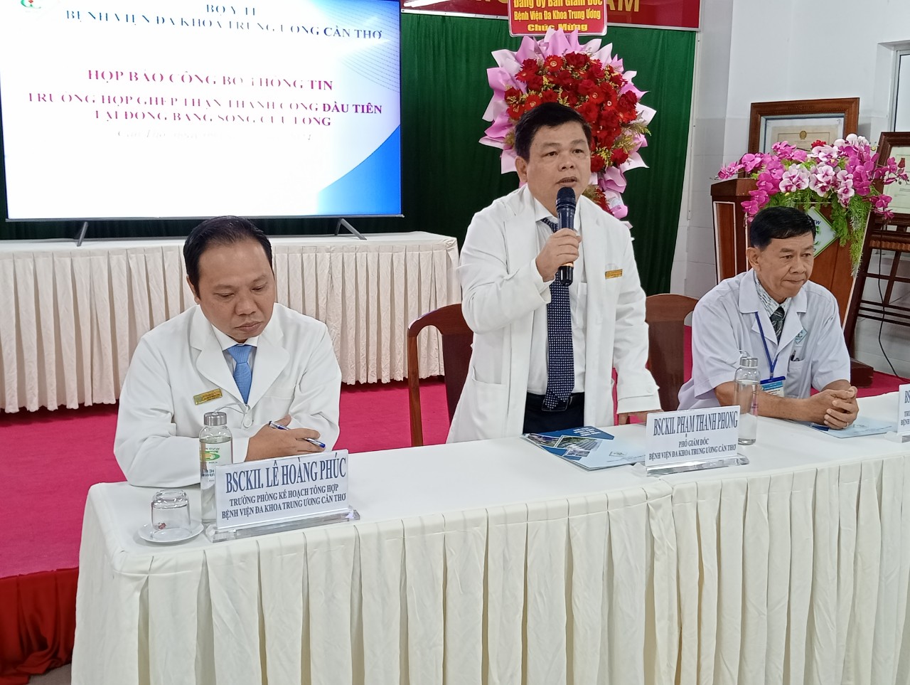 VIDEO: Ca gh&eacute;p thận th&agrave;nh c&ocirc;ng đầu ti&ecirc;n ở ĐBSCL- Ảnh 7.